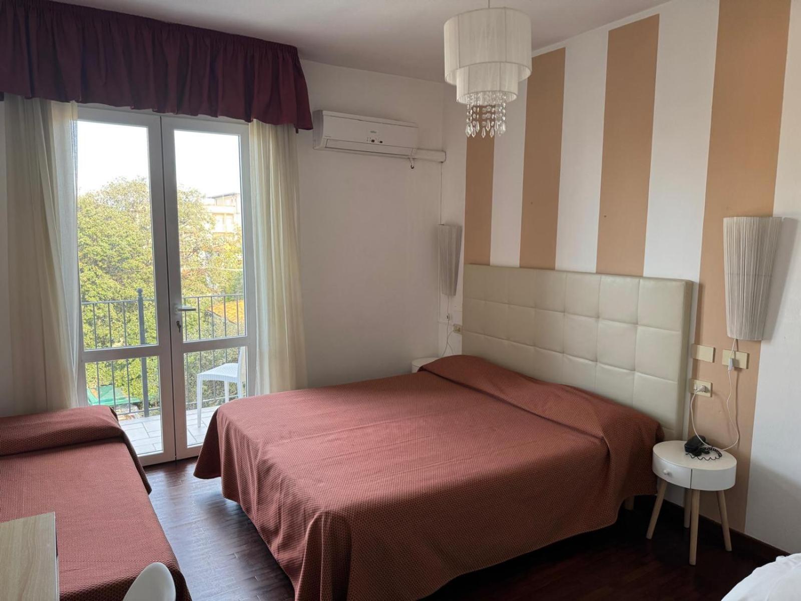 Triple Room photo 2