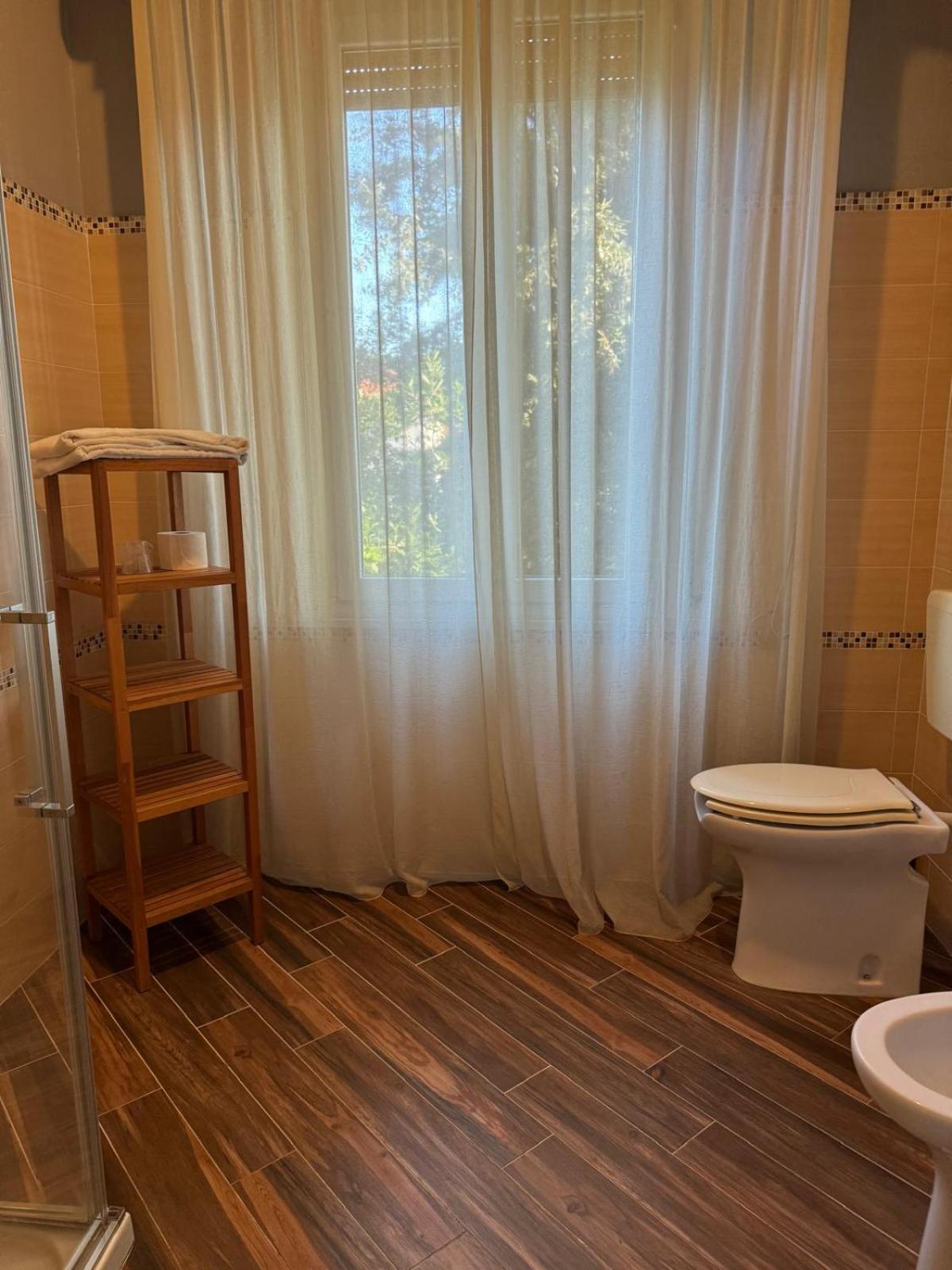 Double or Twin Room photo 3
