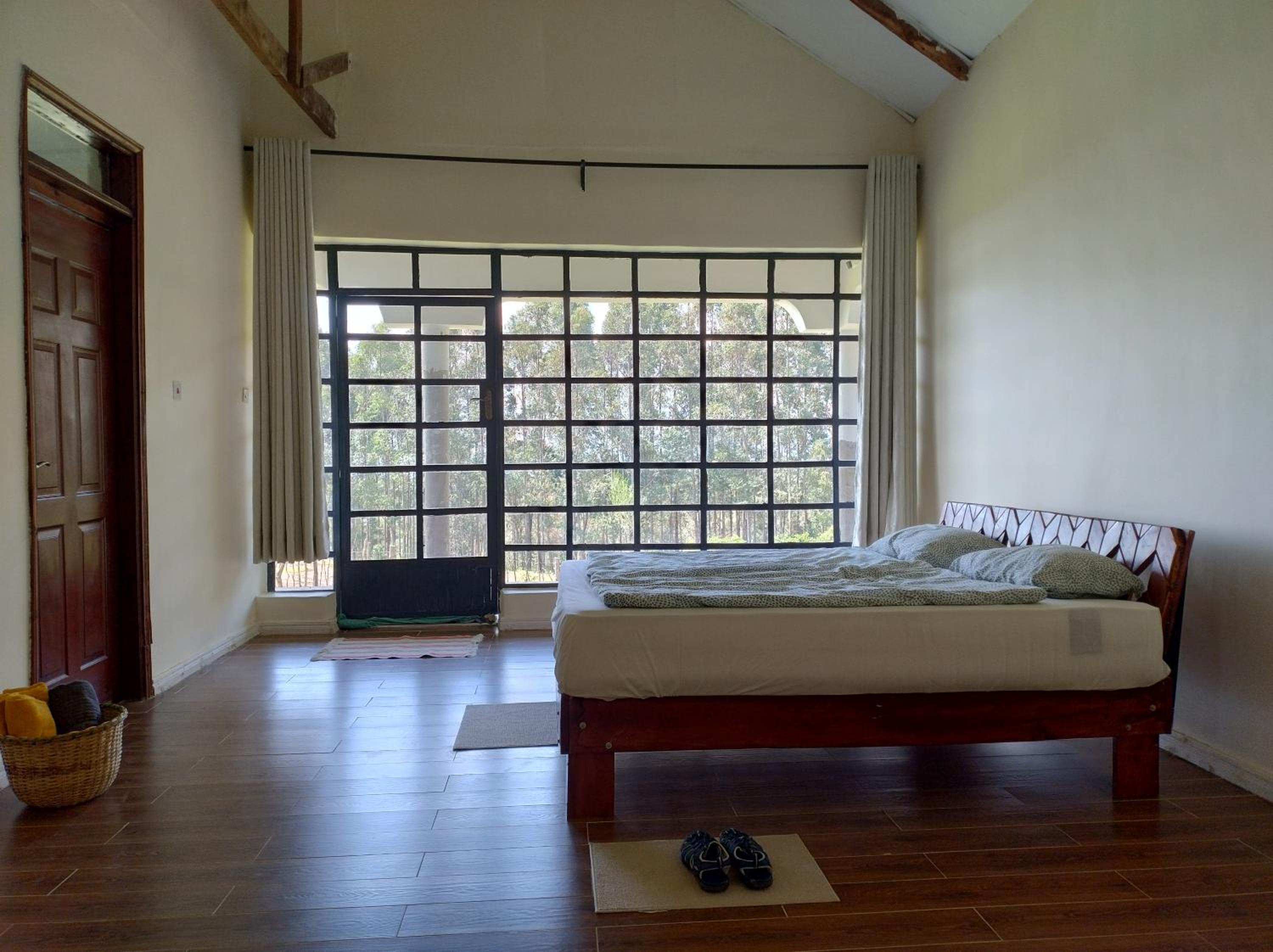 Three-Bedroom House photo 1