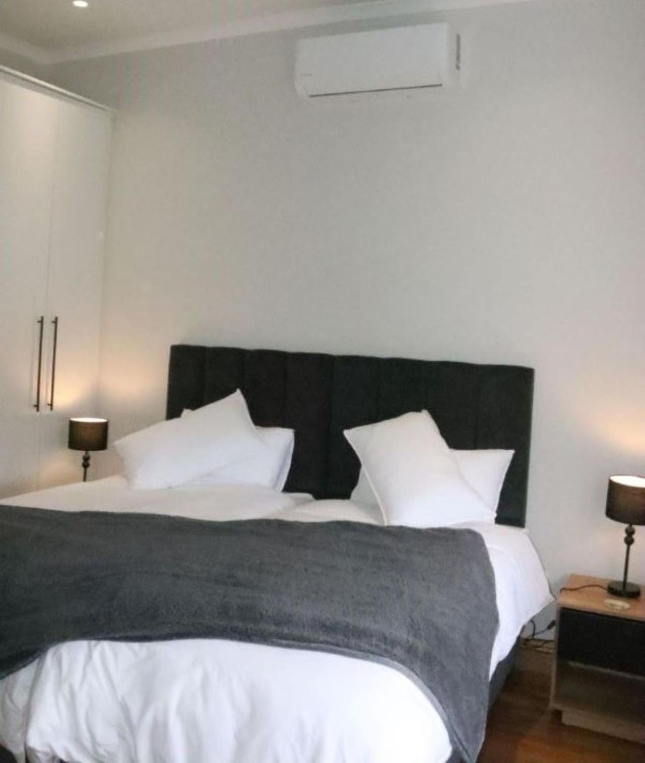 Double or Twin Room photo 1