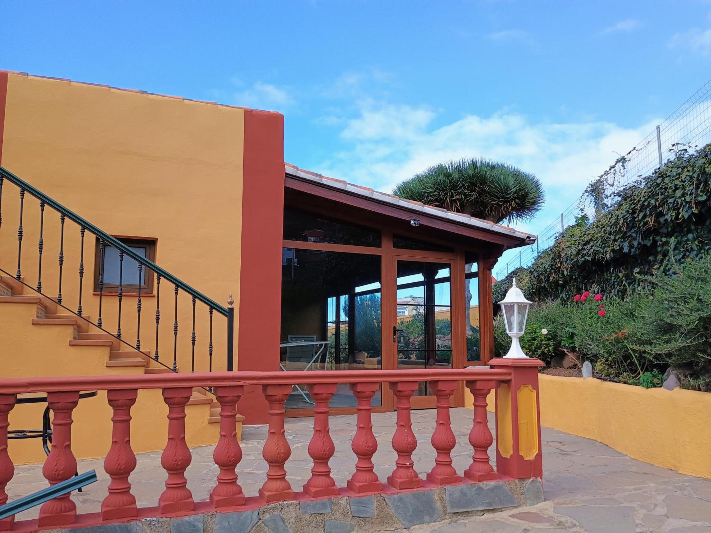 Two-Bedroom Townhouse photo 3