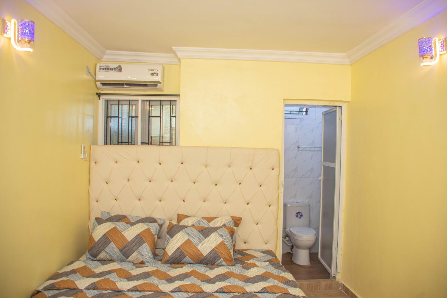 Two-Bedroom Deluxe Apartment with Garden View photo 3