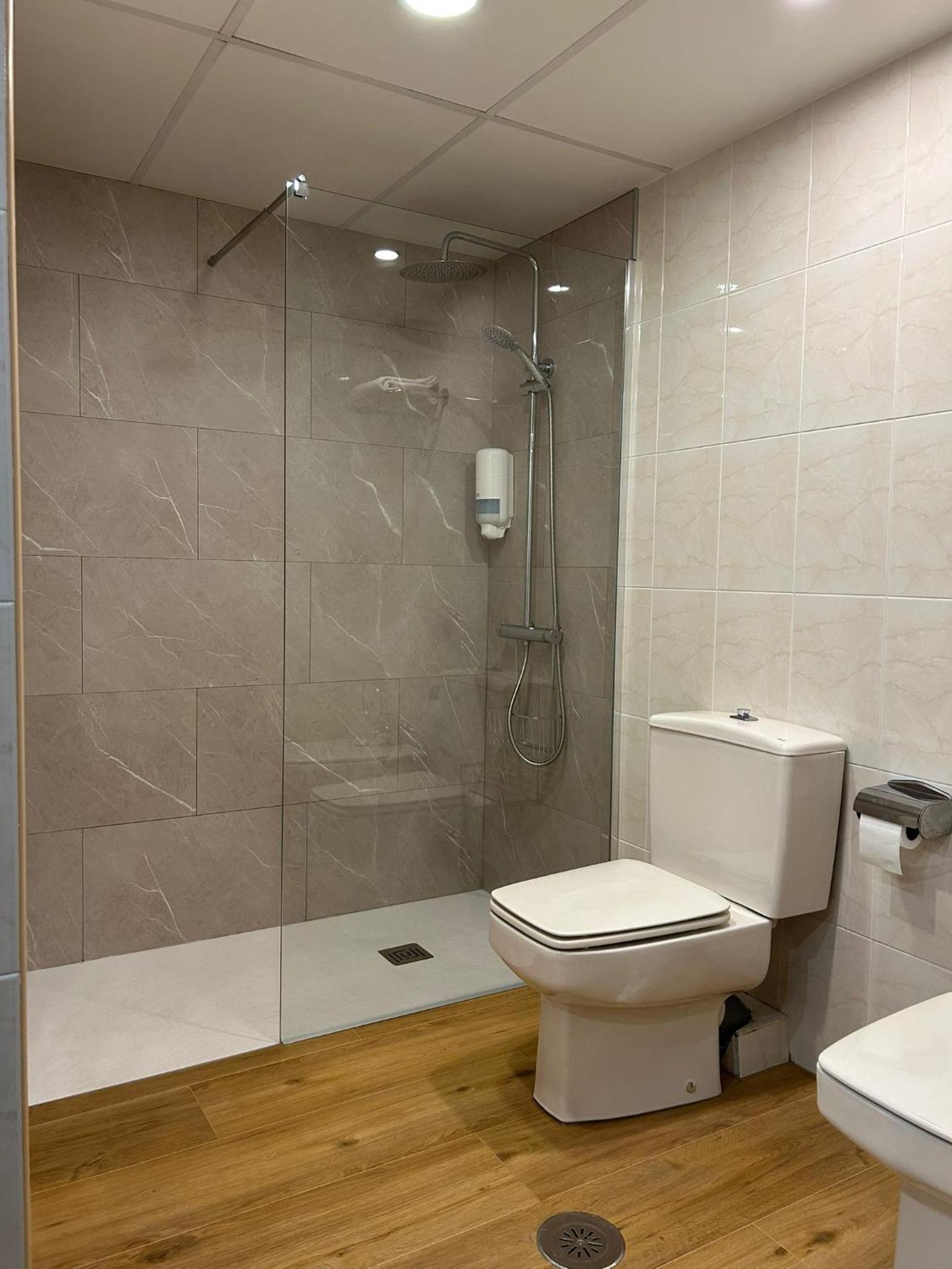 Triple Room - Photo 2