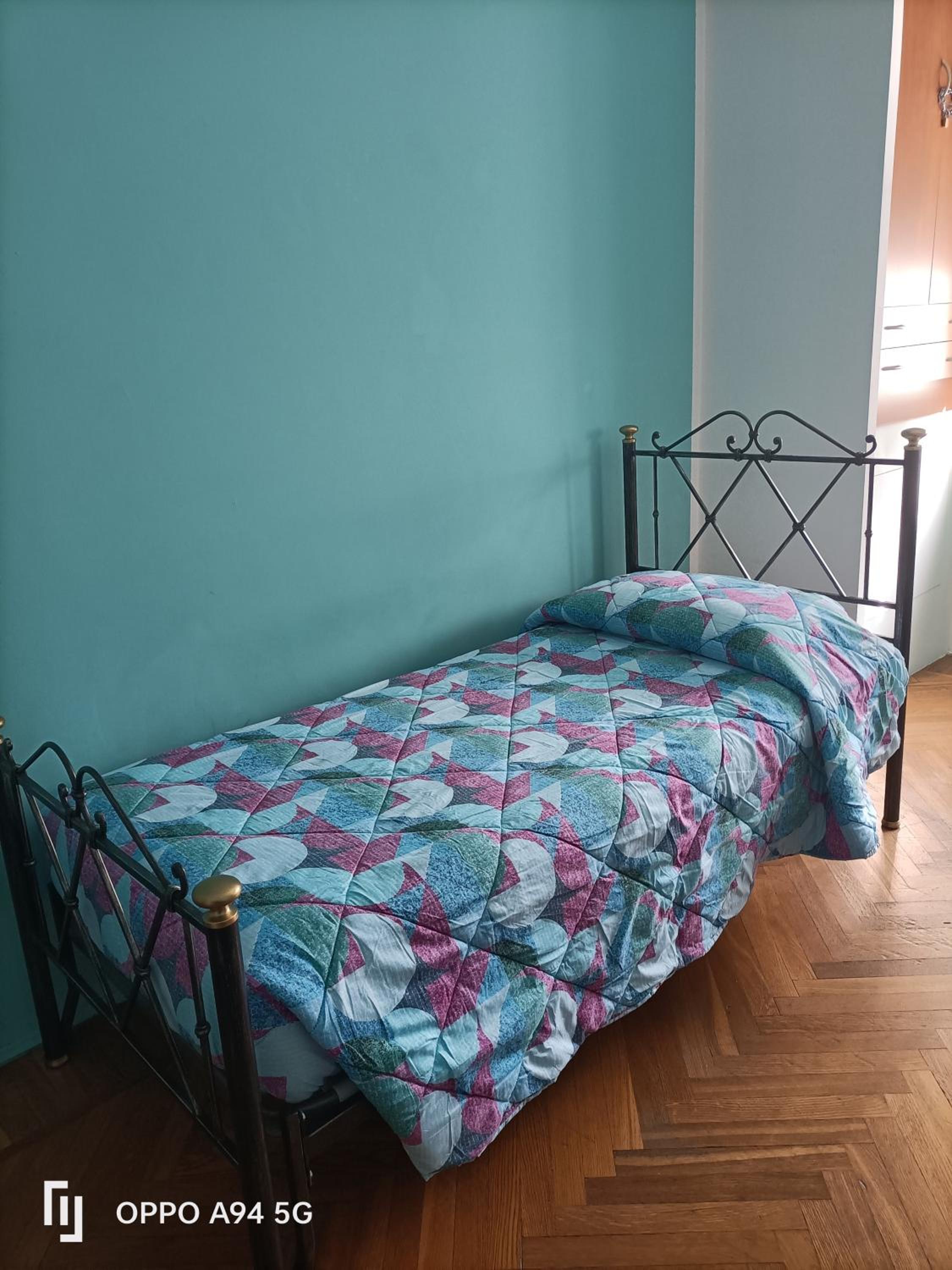 Two-Bedroom Apartment - Photo 2
