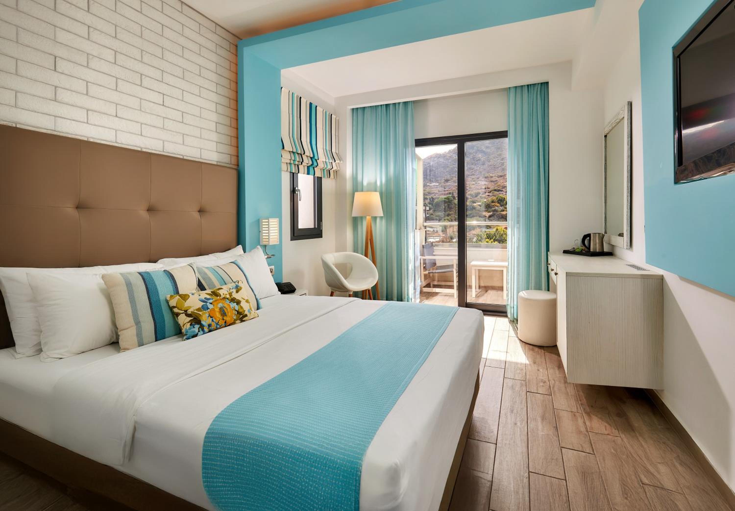 Superior Single Room Mountain View