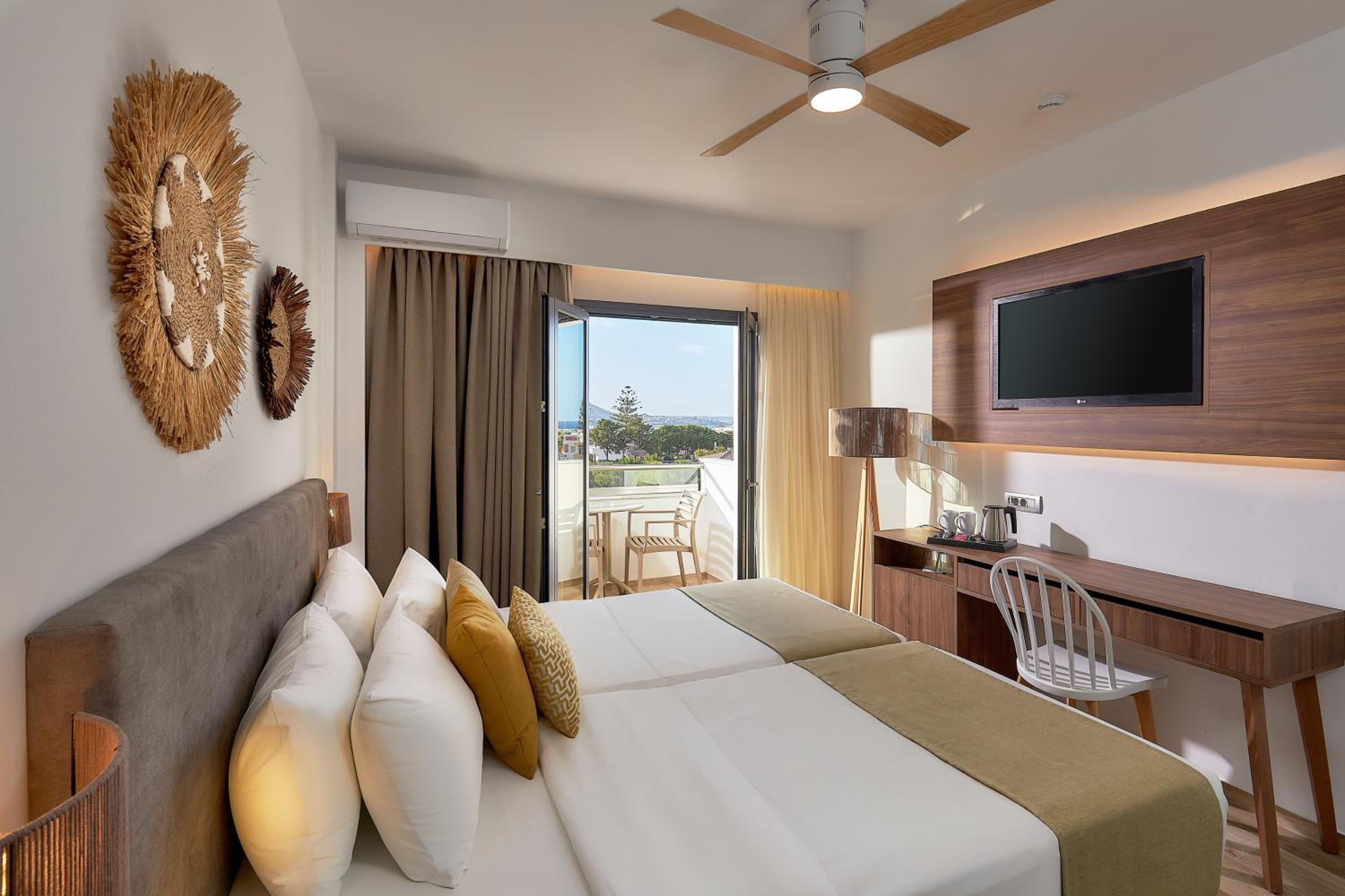 Superior Double Room Garden View