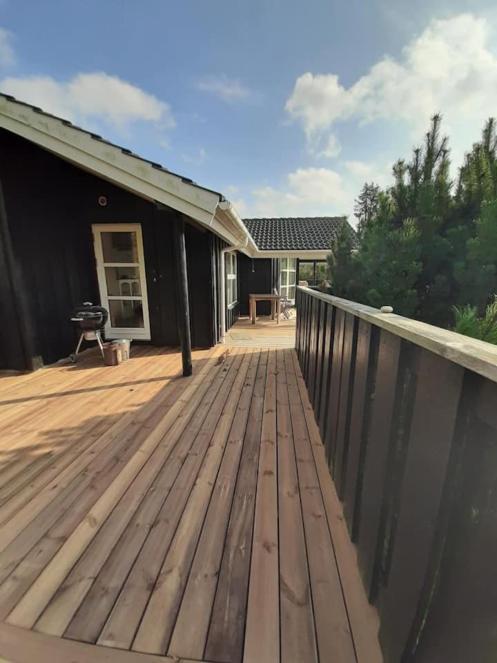 One-Bedroom House photo 1