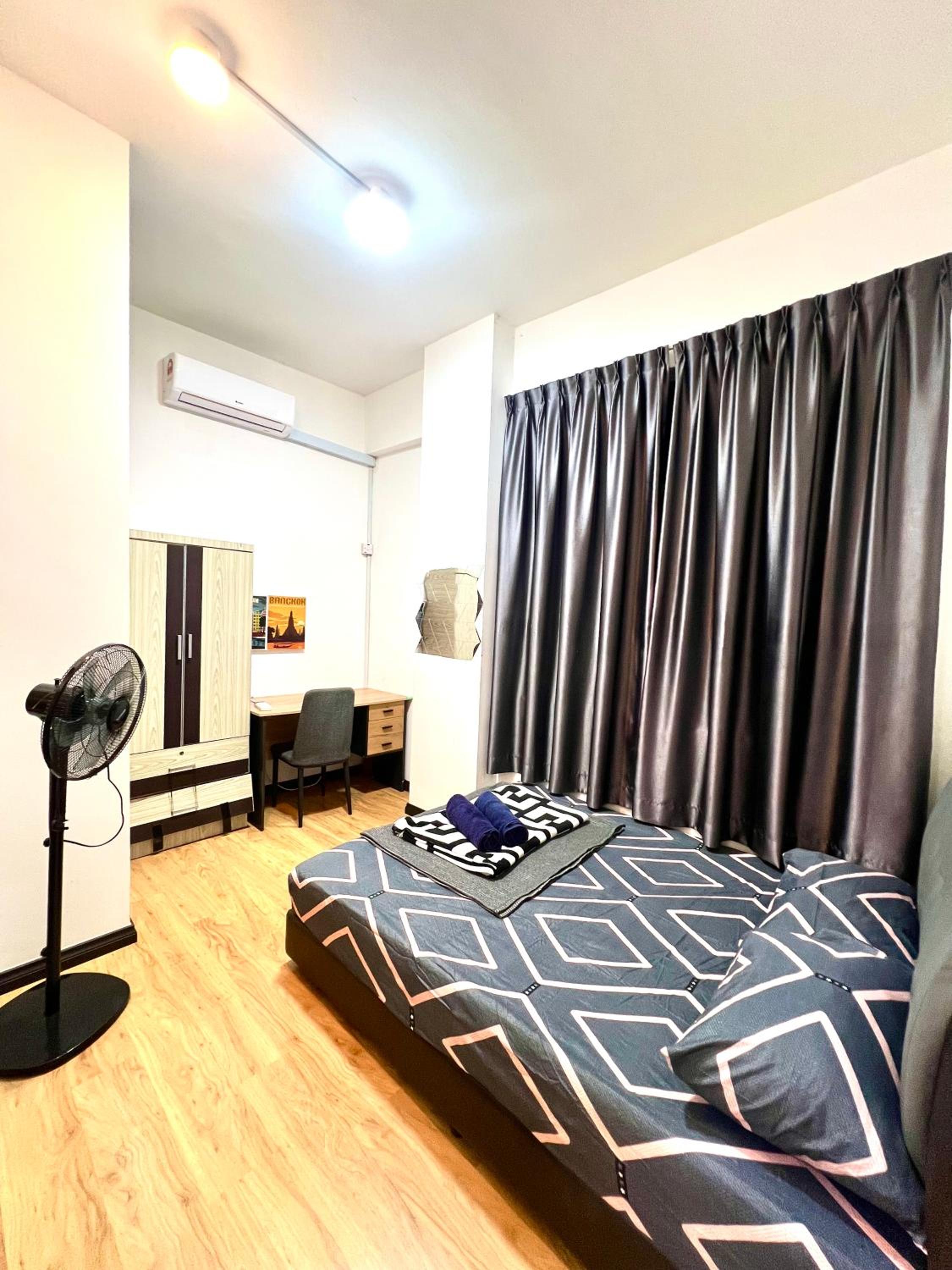 Three-Bedroom Apartment photo 3