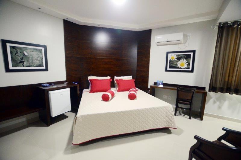King Suite with Spa Bath photo 2