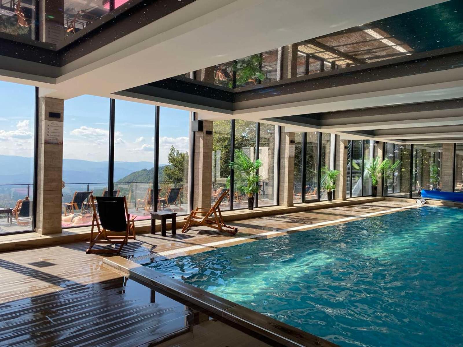 Studio with Mountain View