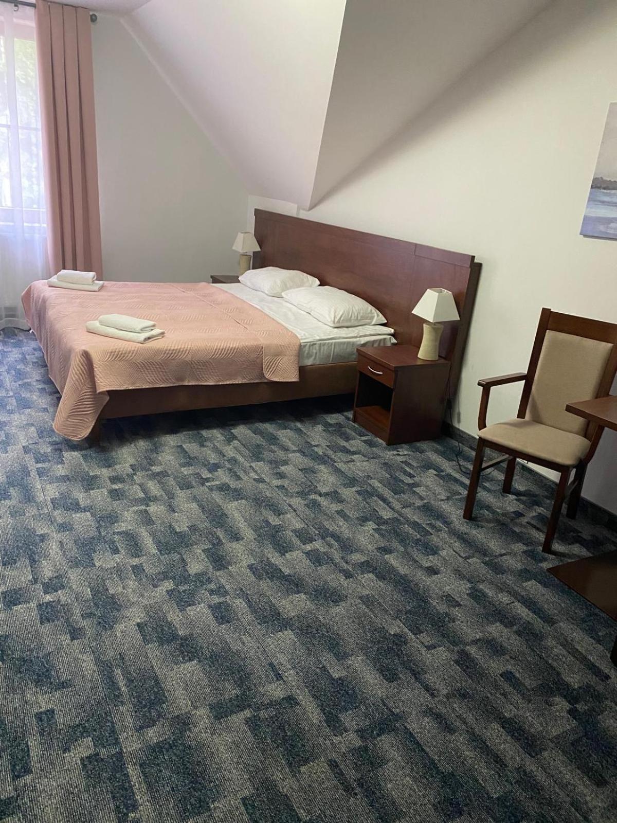Double Room - Photo 3