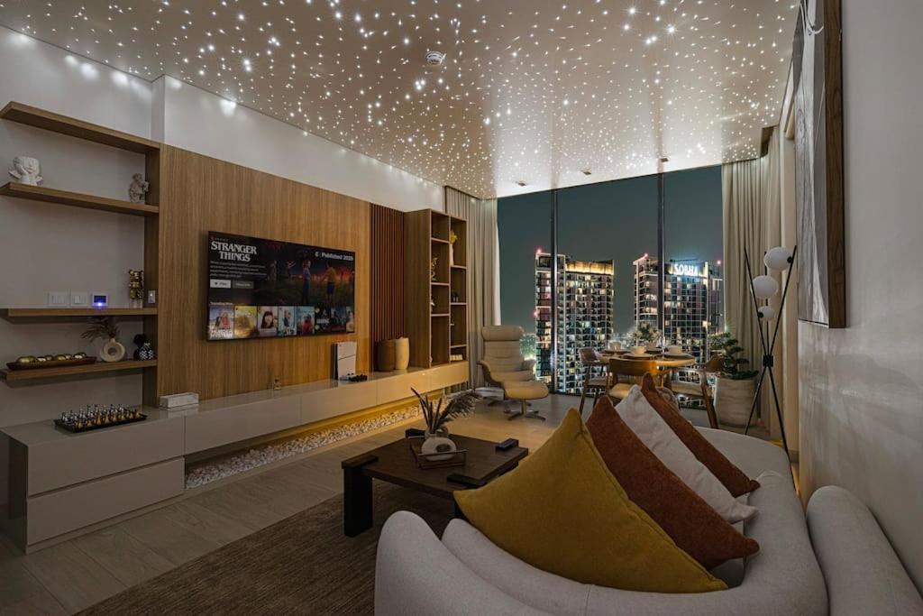 Two-Bedroom Apartment with View photo 1