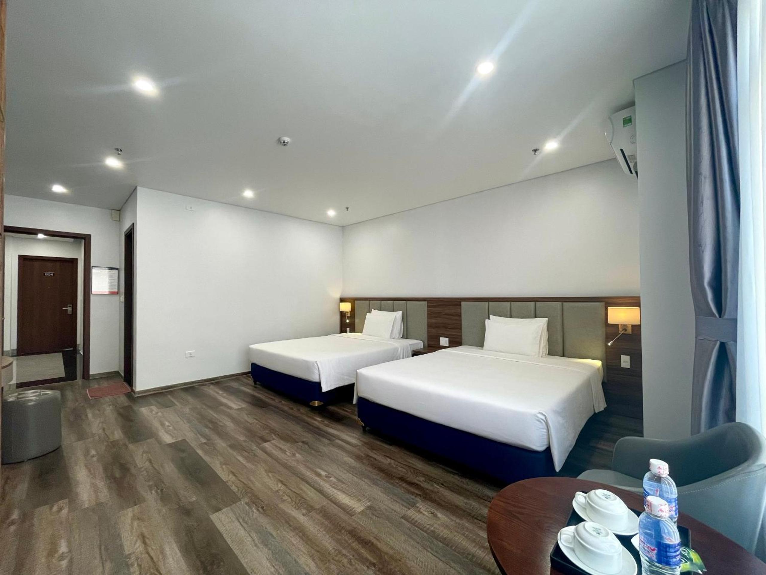 Deluxe Twin Room photo 3