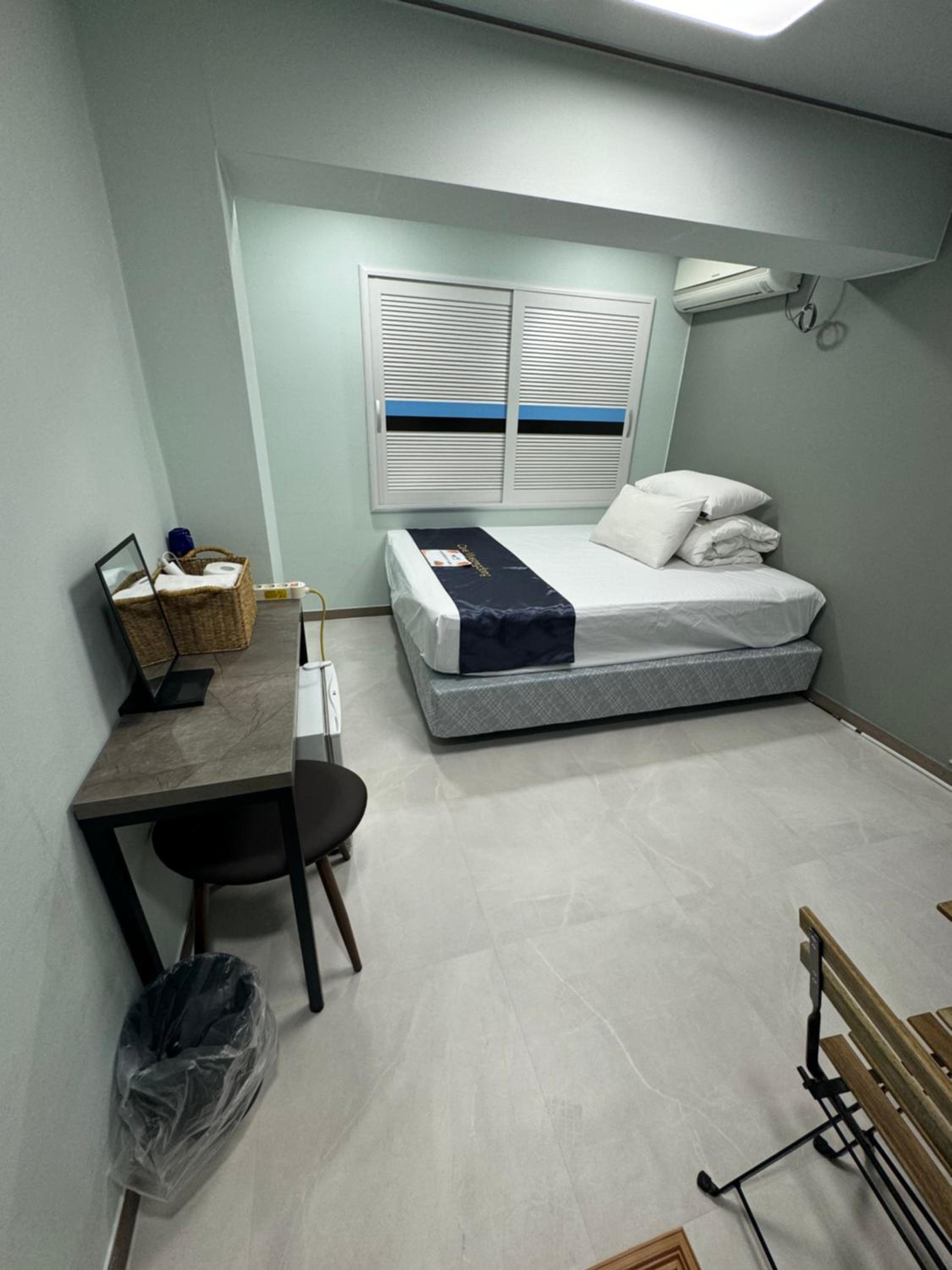 Standard Double Room - Photo 23