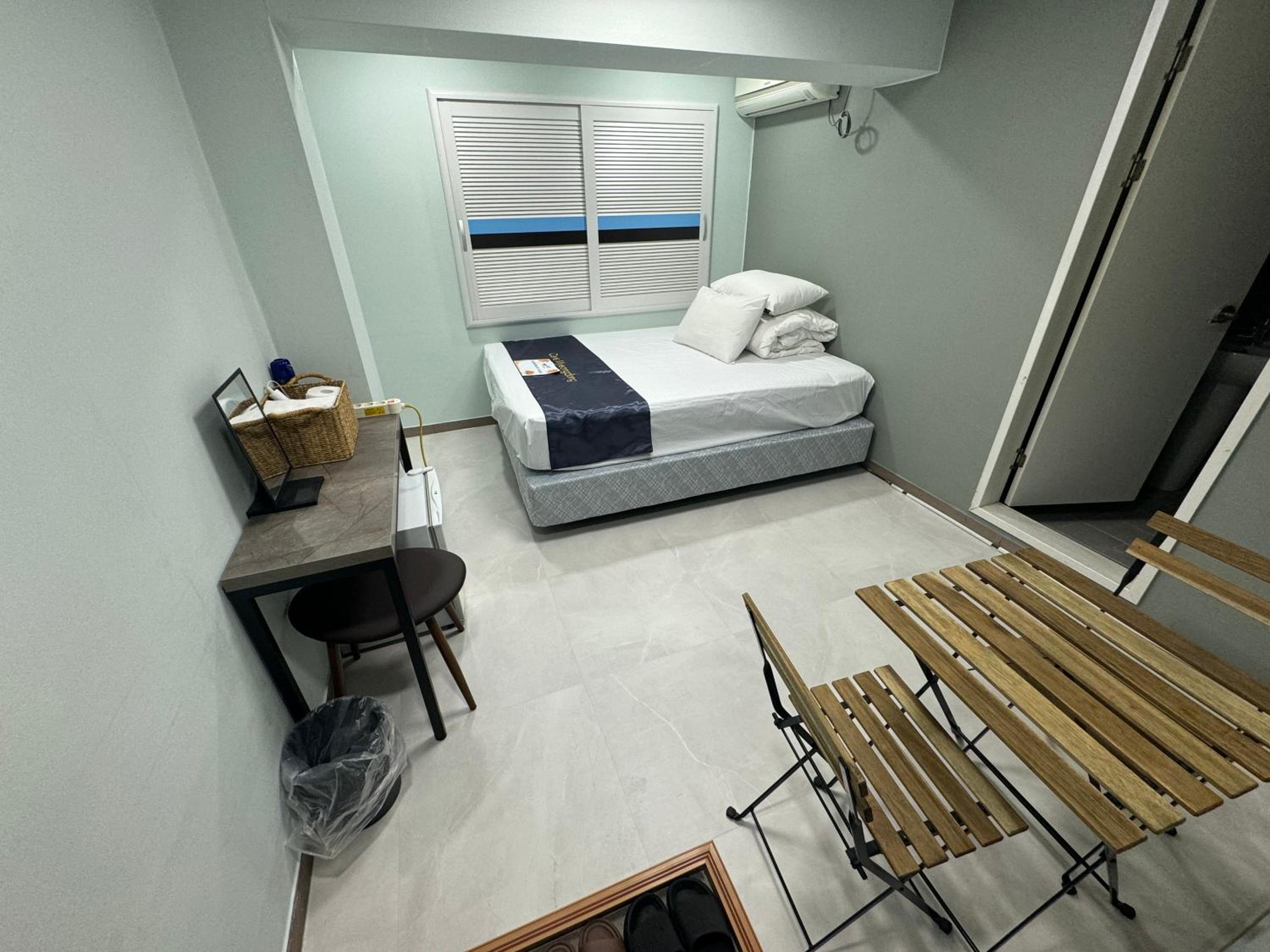 Standard Double Room - Photo 31