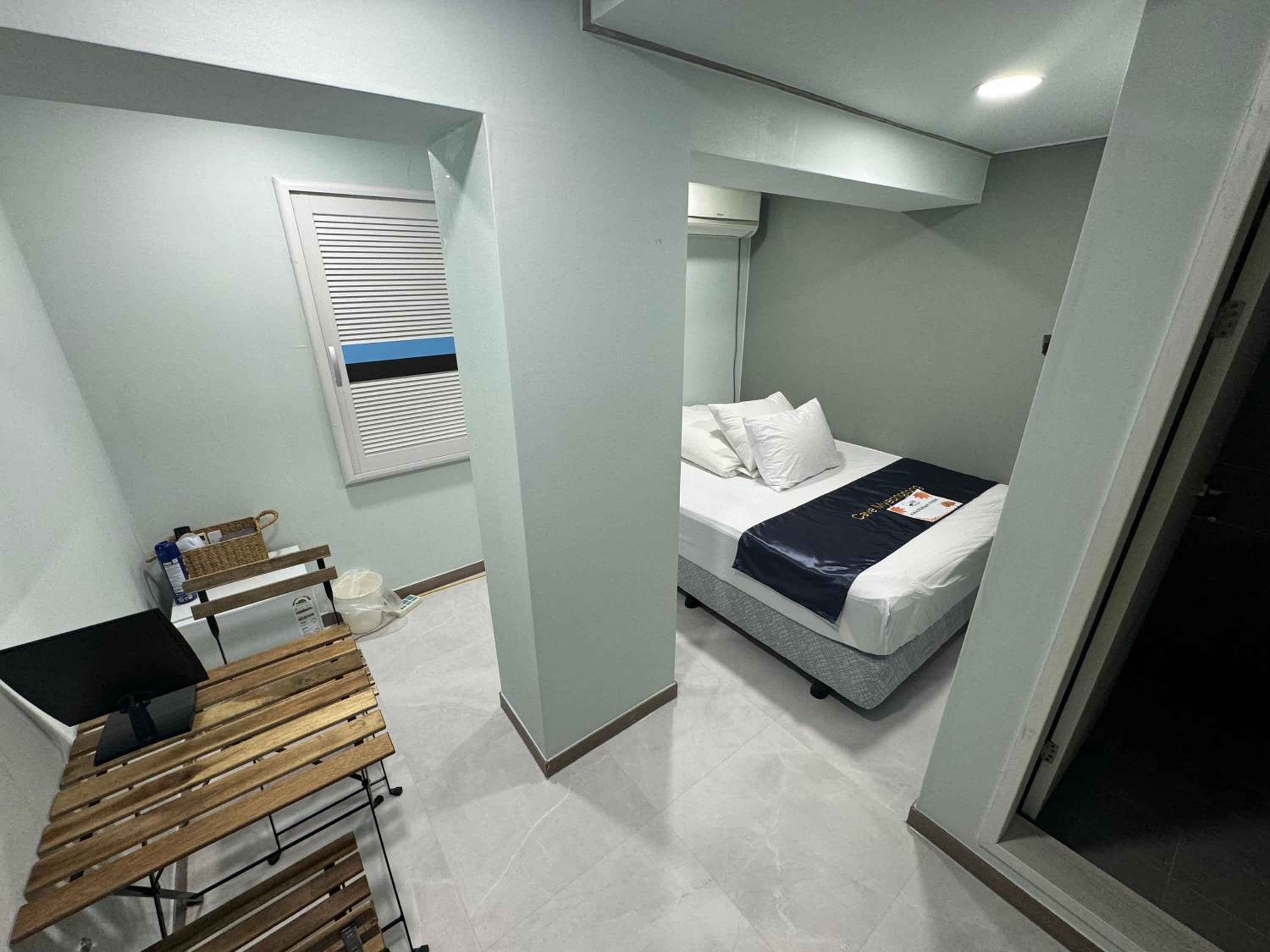 Standard Double Room - Photo 30