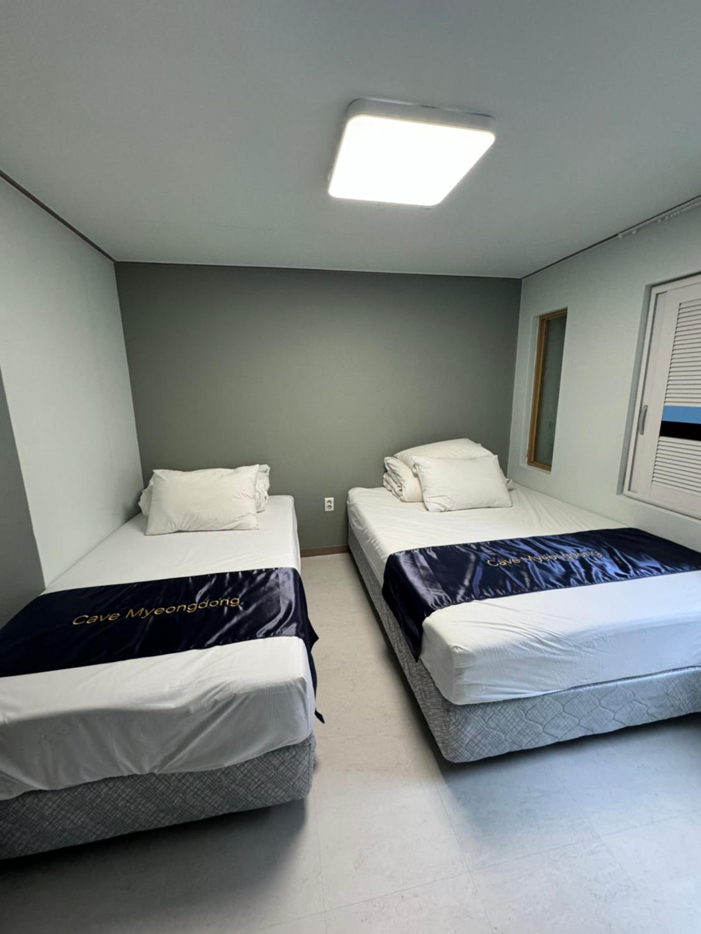 Standard Triple Room - Photo 6