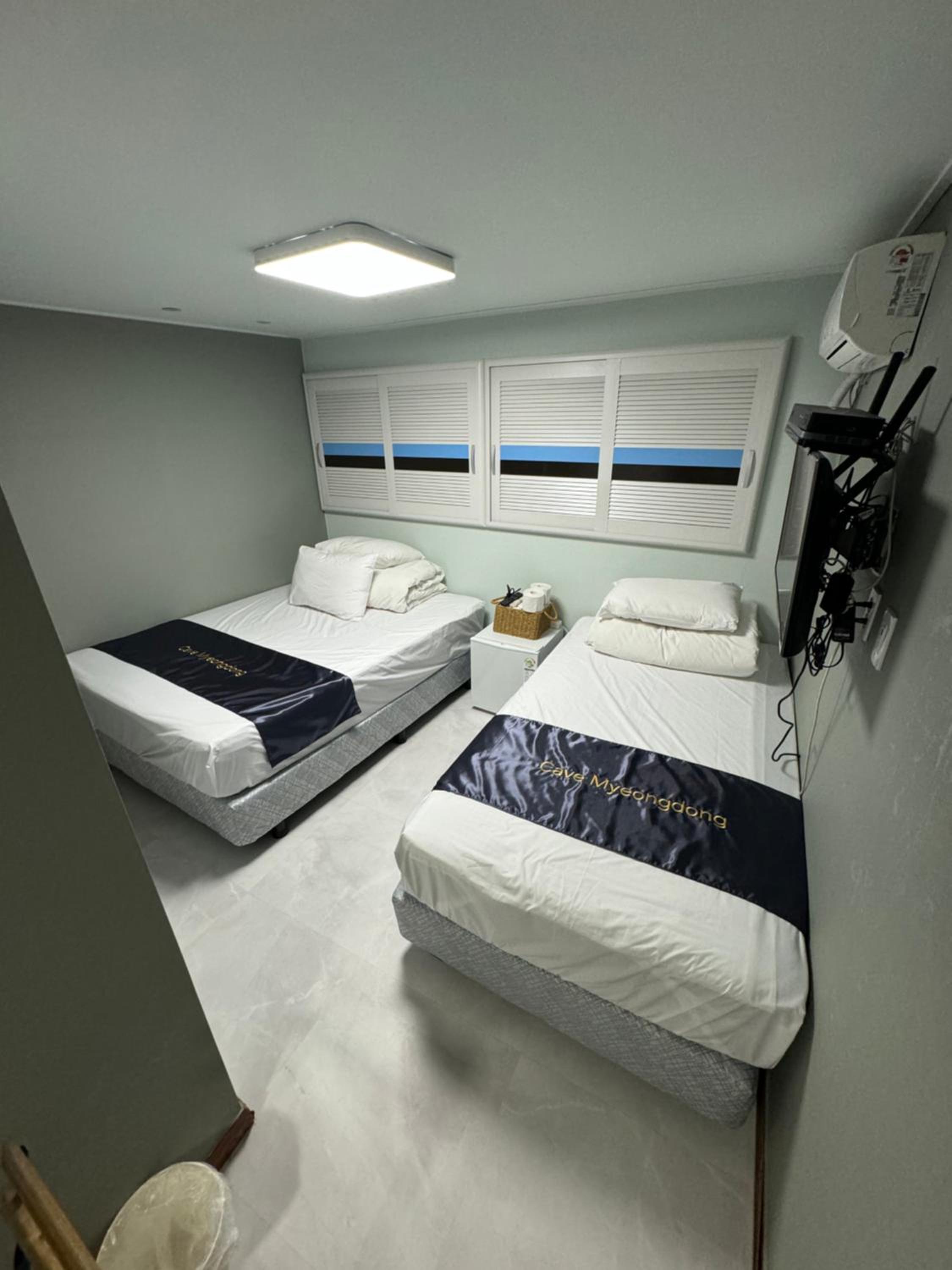 Standard Triple Room - Photo 7