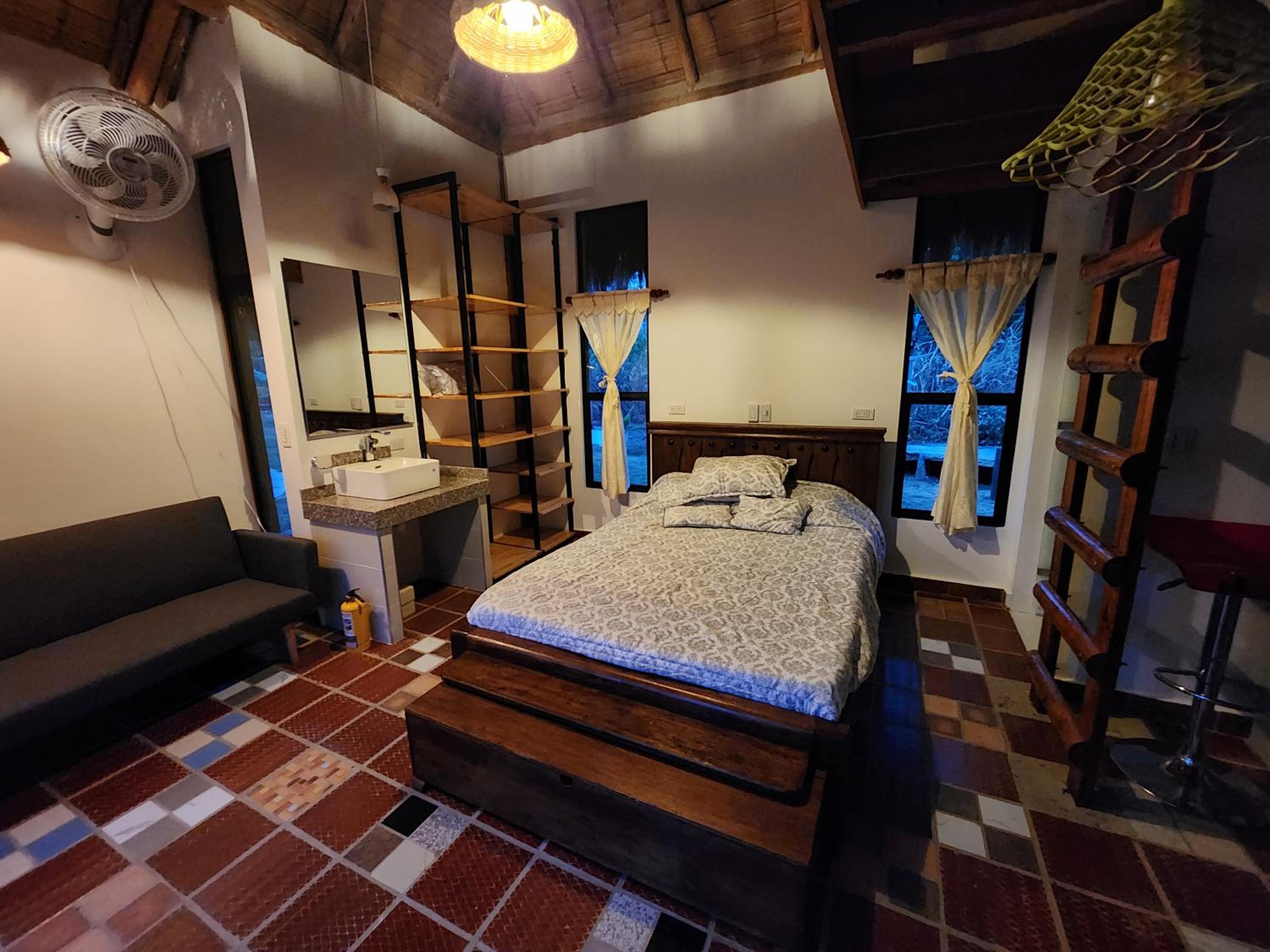 Double Room With Private Bathroom photo 1