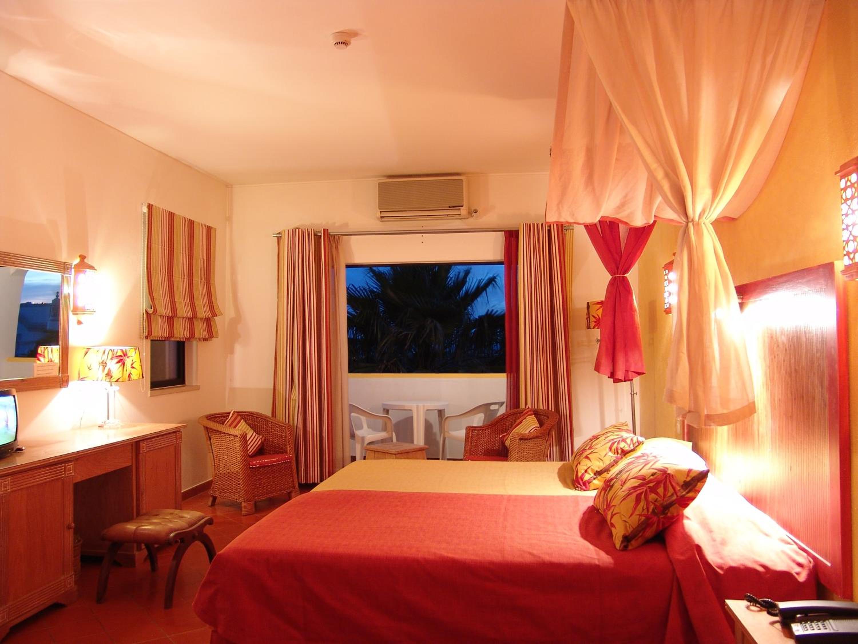 Large Single Room photo 2