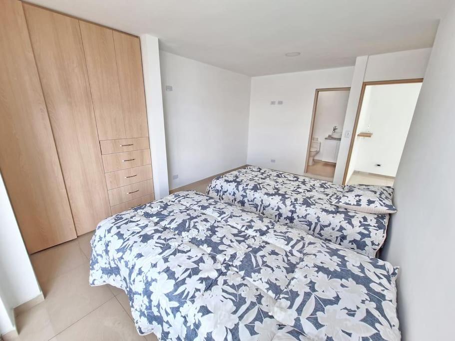 Three-Bedroom Apartment photo 1
