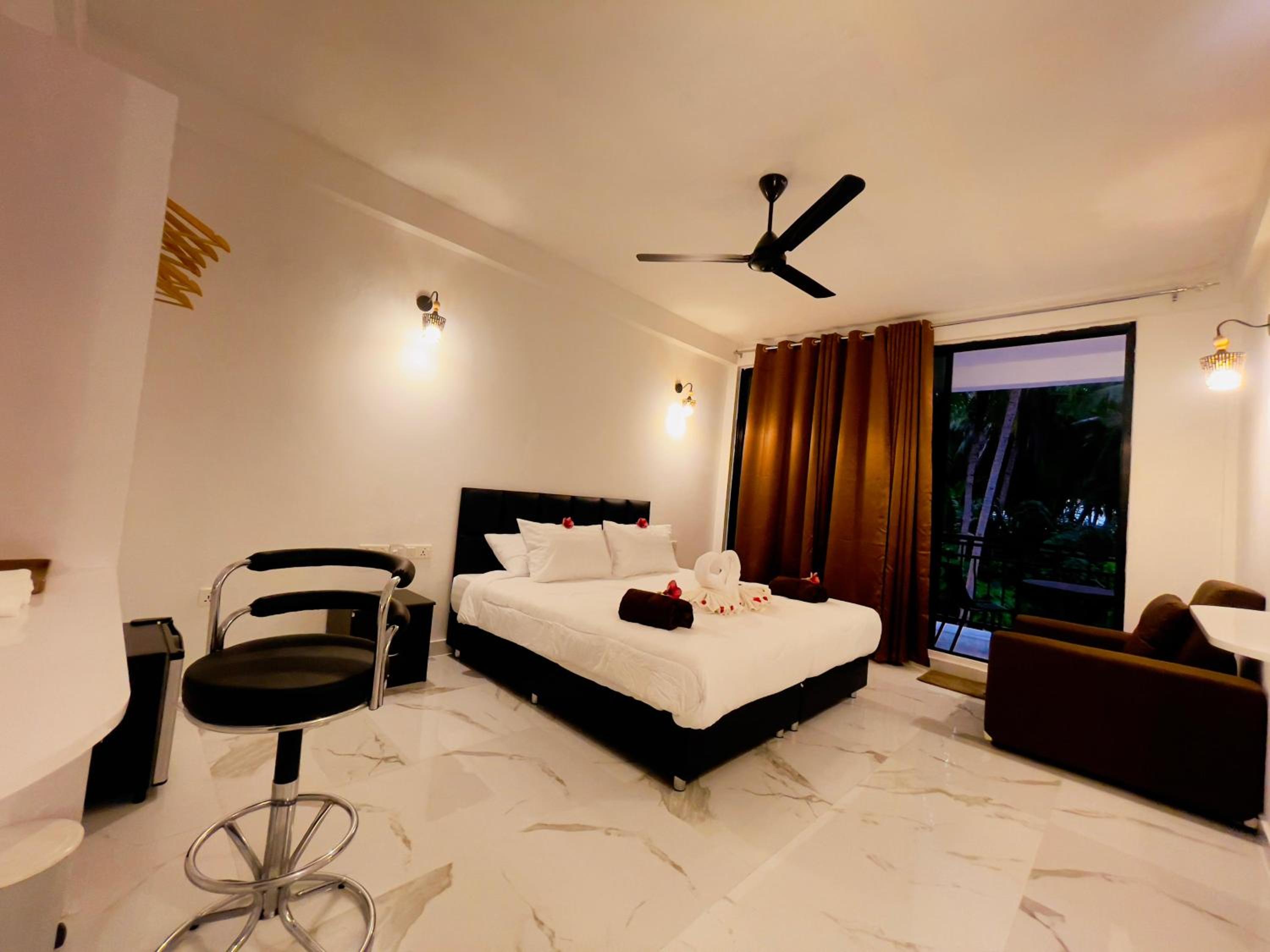 Double or Twin Room photo 2