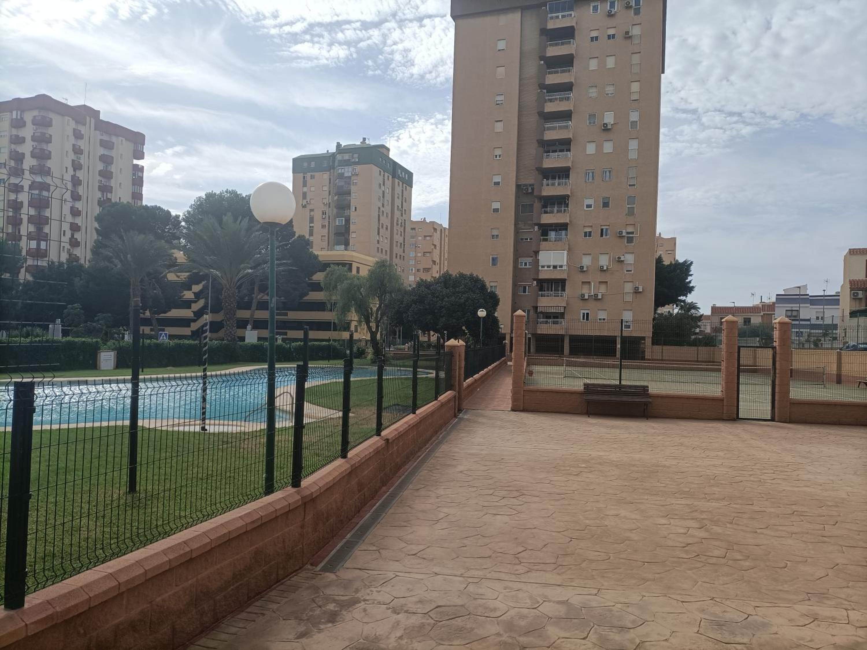 Three-Bedroom Apartment with Sea View photo 2