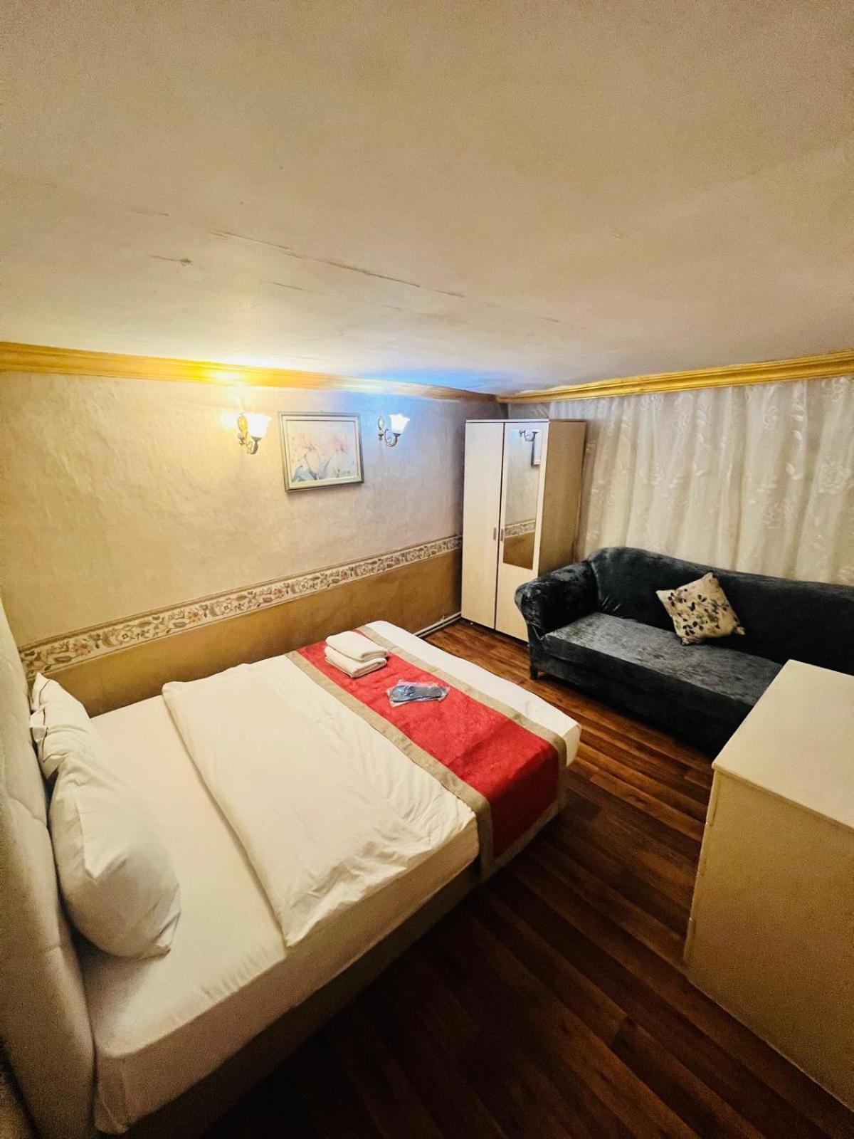 Economy Quadruple Room photo 3