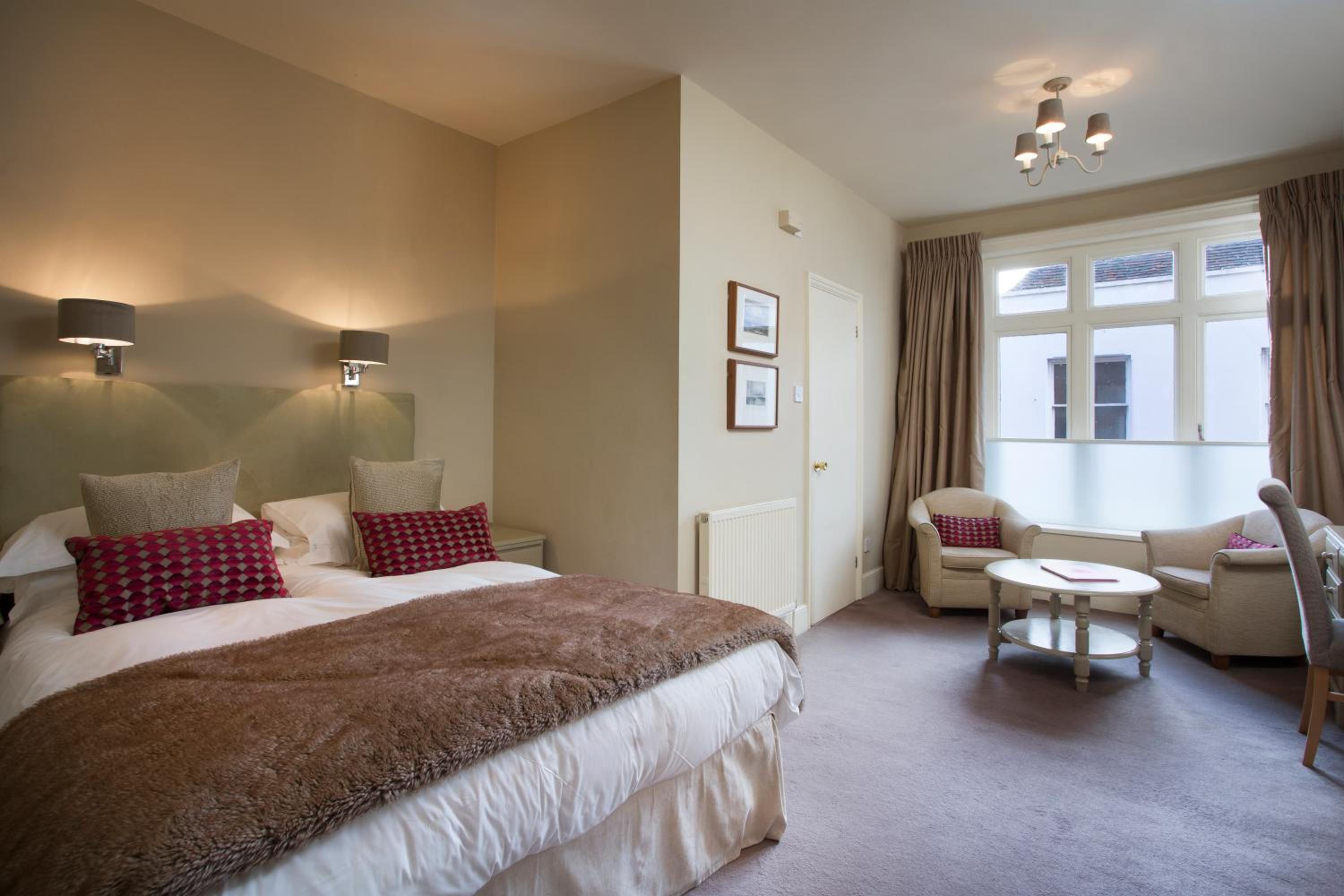 Double Room - Photo 3
