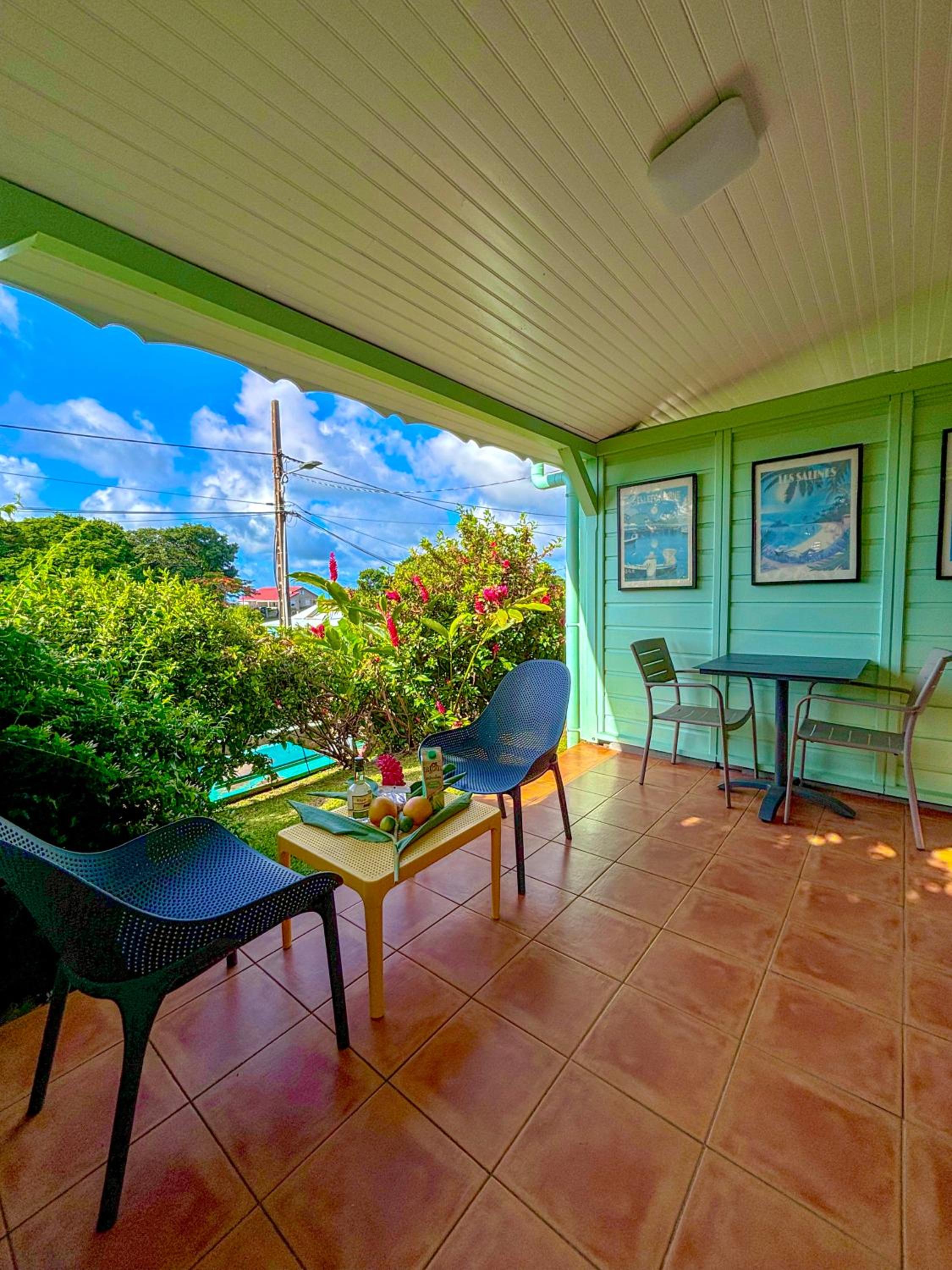 One-Bedroom House photo 2