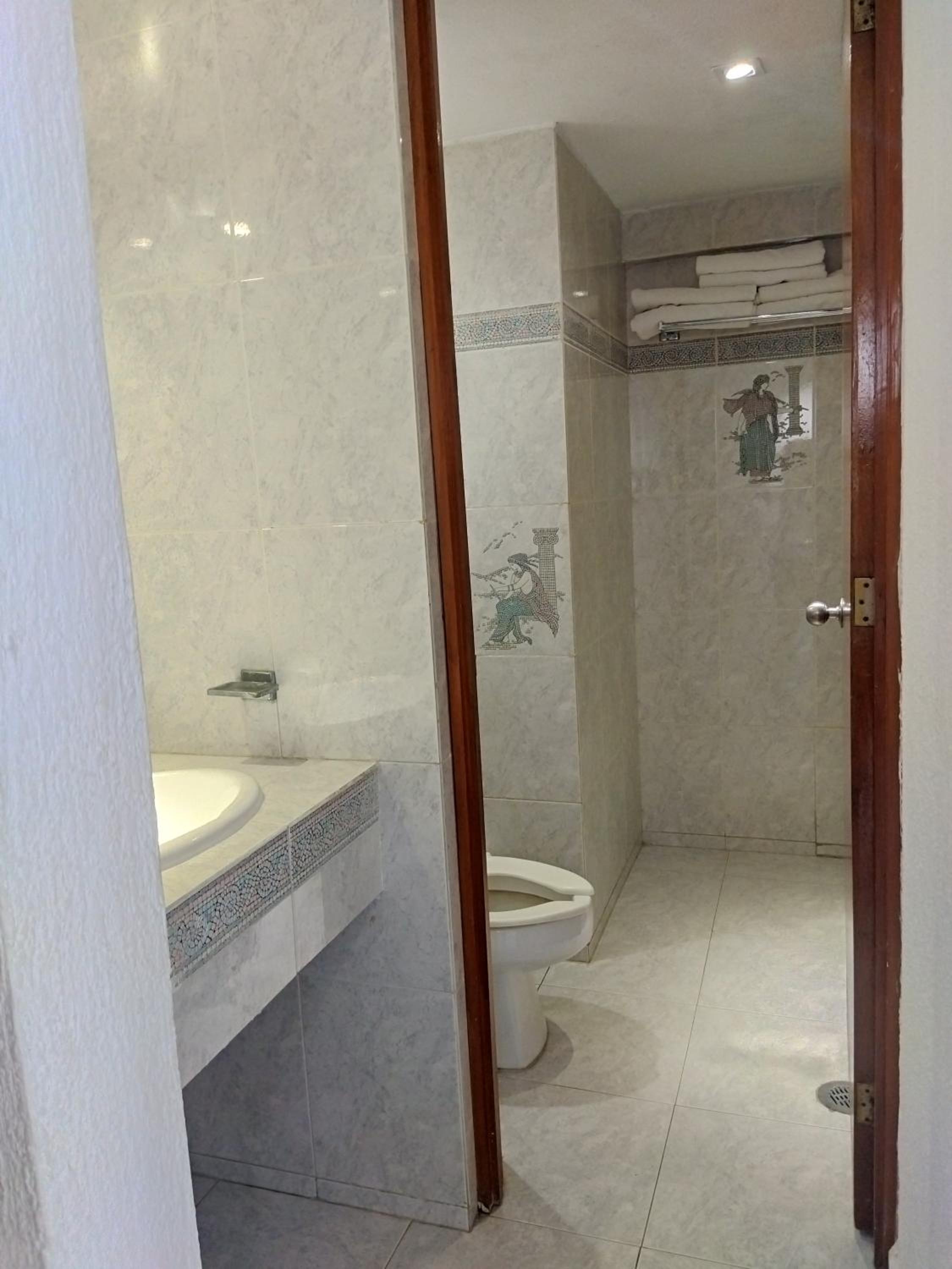 Double Room with Sea View - Photo 3