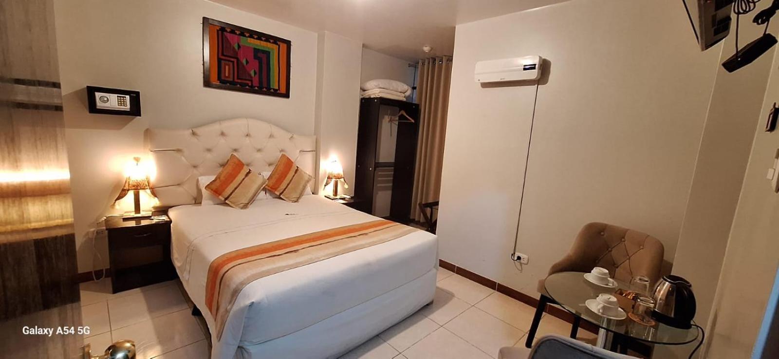 Deluxe Double Room with Shower photo 2