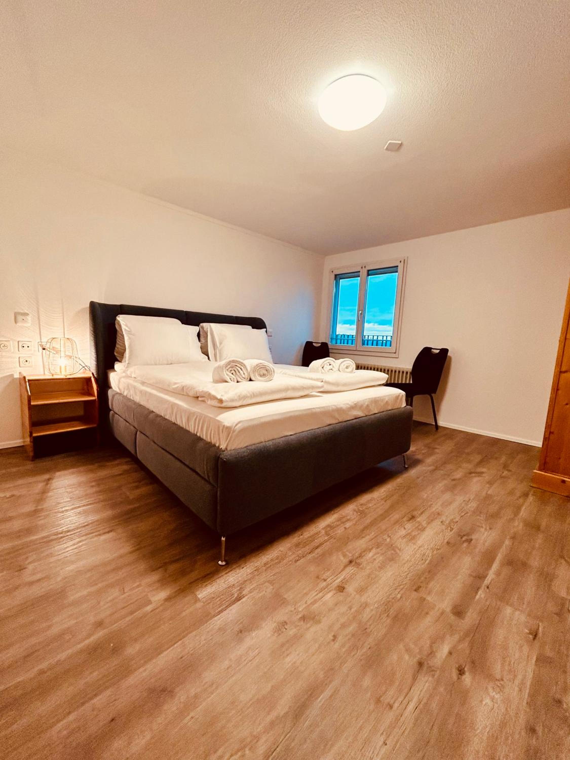 King Room with Lake View photo 3