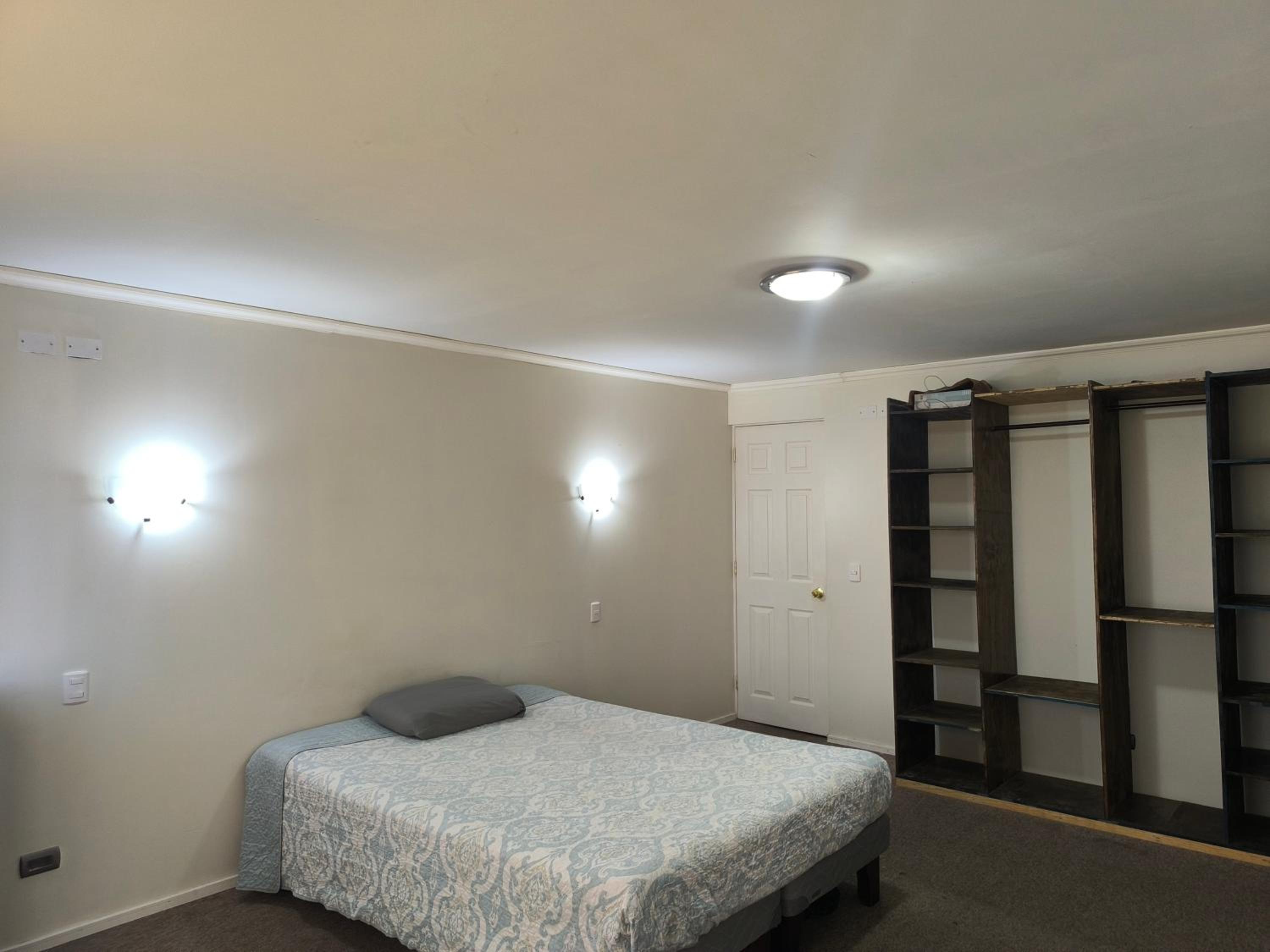 Deluxe Room (2 Adults + 1 Child)