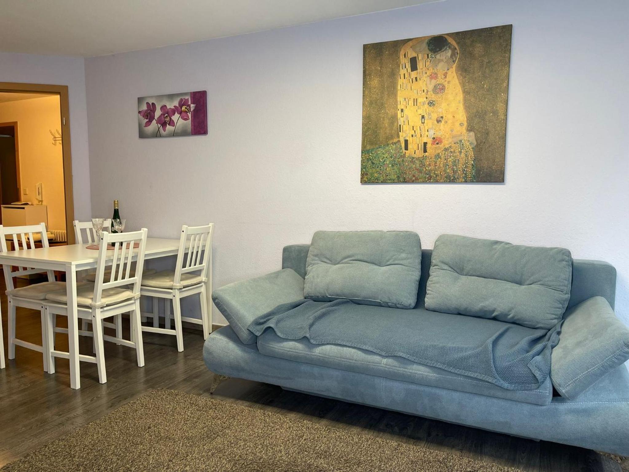 One-Bedroom Apartment photo 1