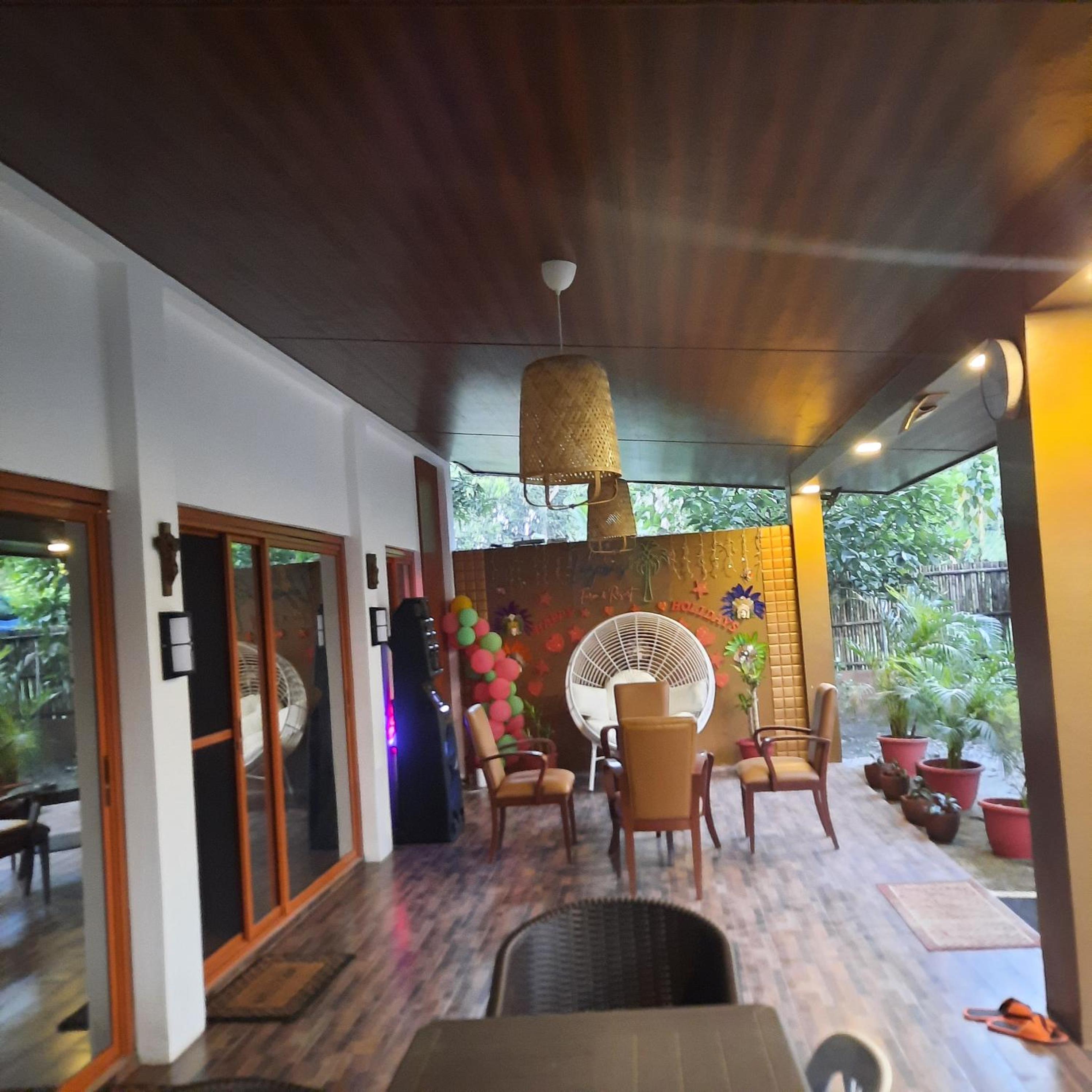 Four-Bedroom Vacation Home photo 2