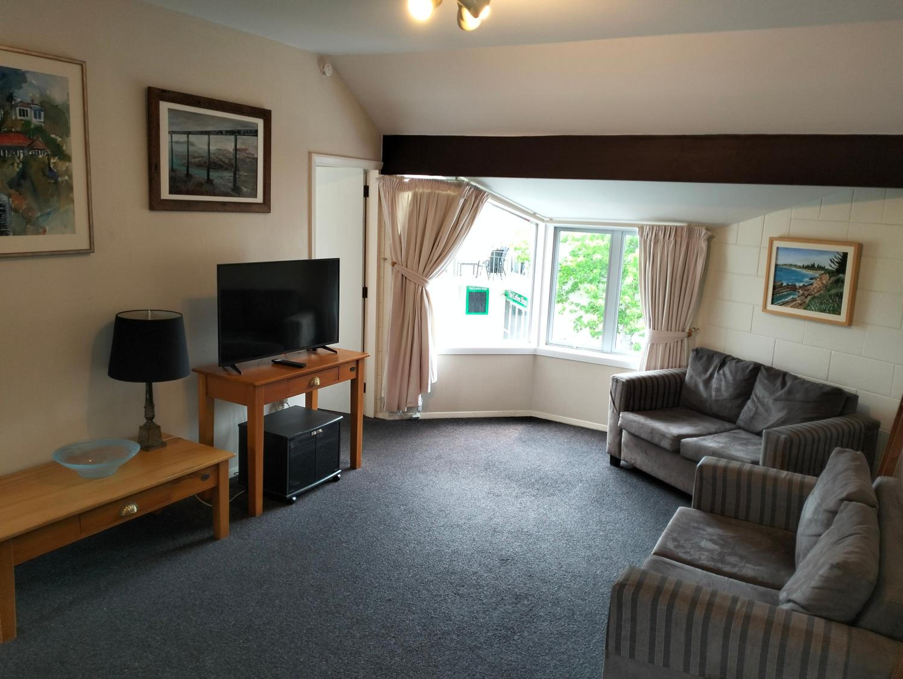 Two-Bedroom Apartment With Harbour View