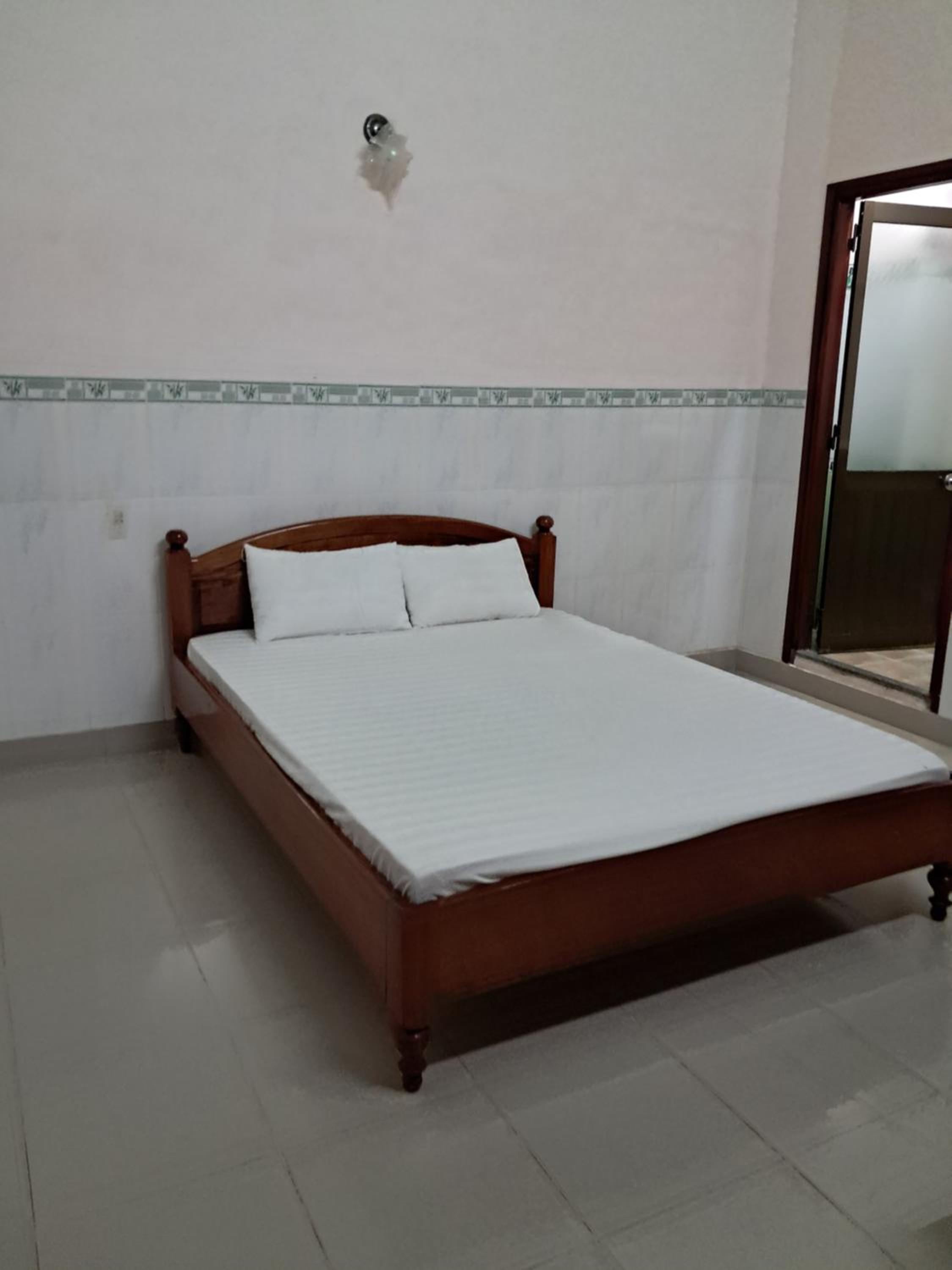 Large Double Room photo 3