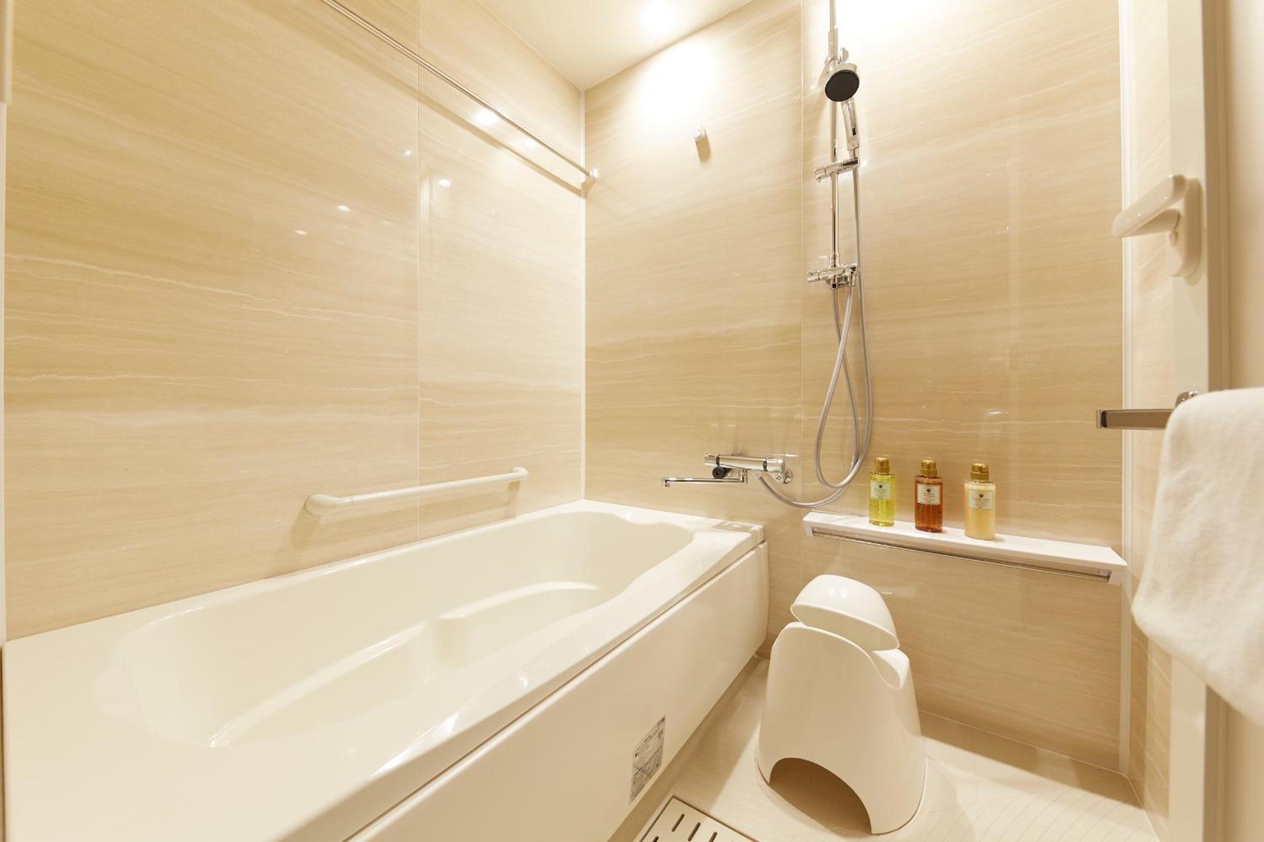Deluxe Japanese Room with Washing Machine photo 3
