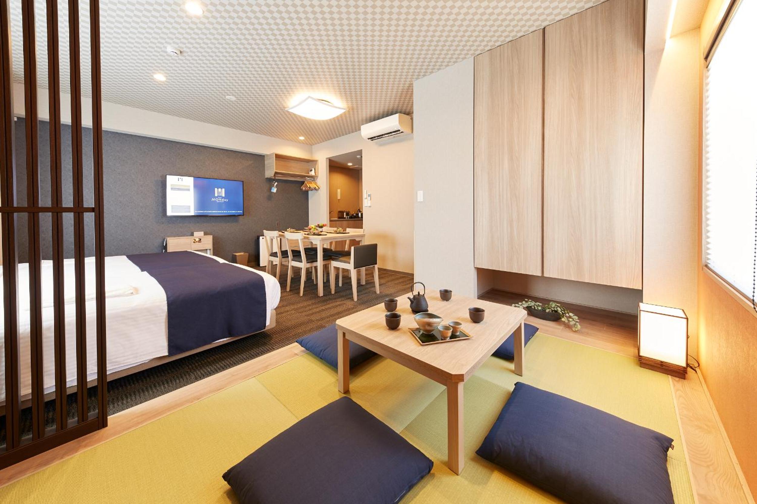 Deluxe Japanese Room with Washing Machine