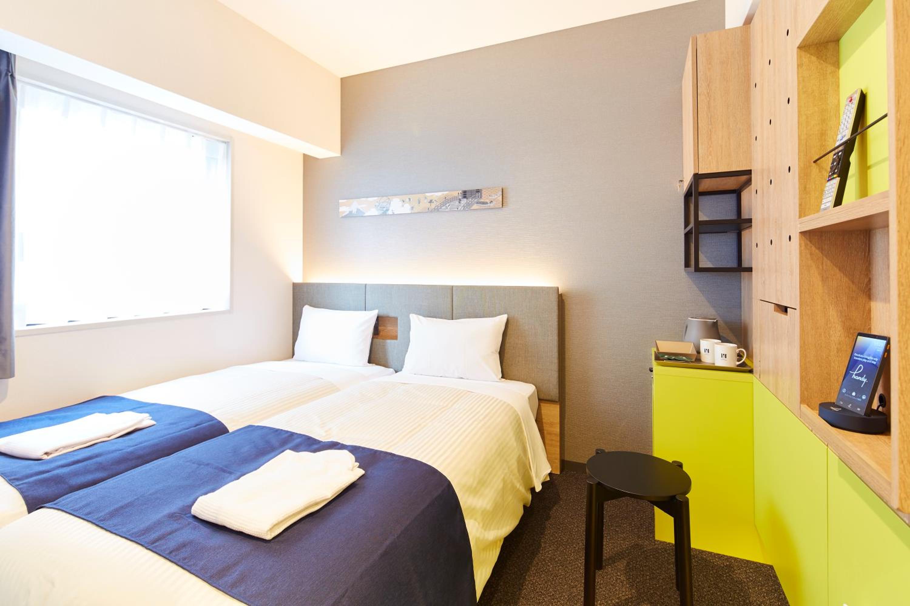 Compact Twin Room photo 3
