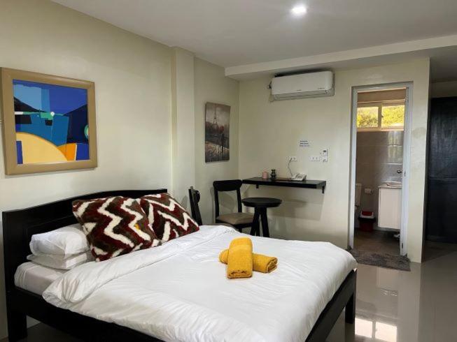 Deluxe Double Room - Photo 2