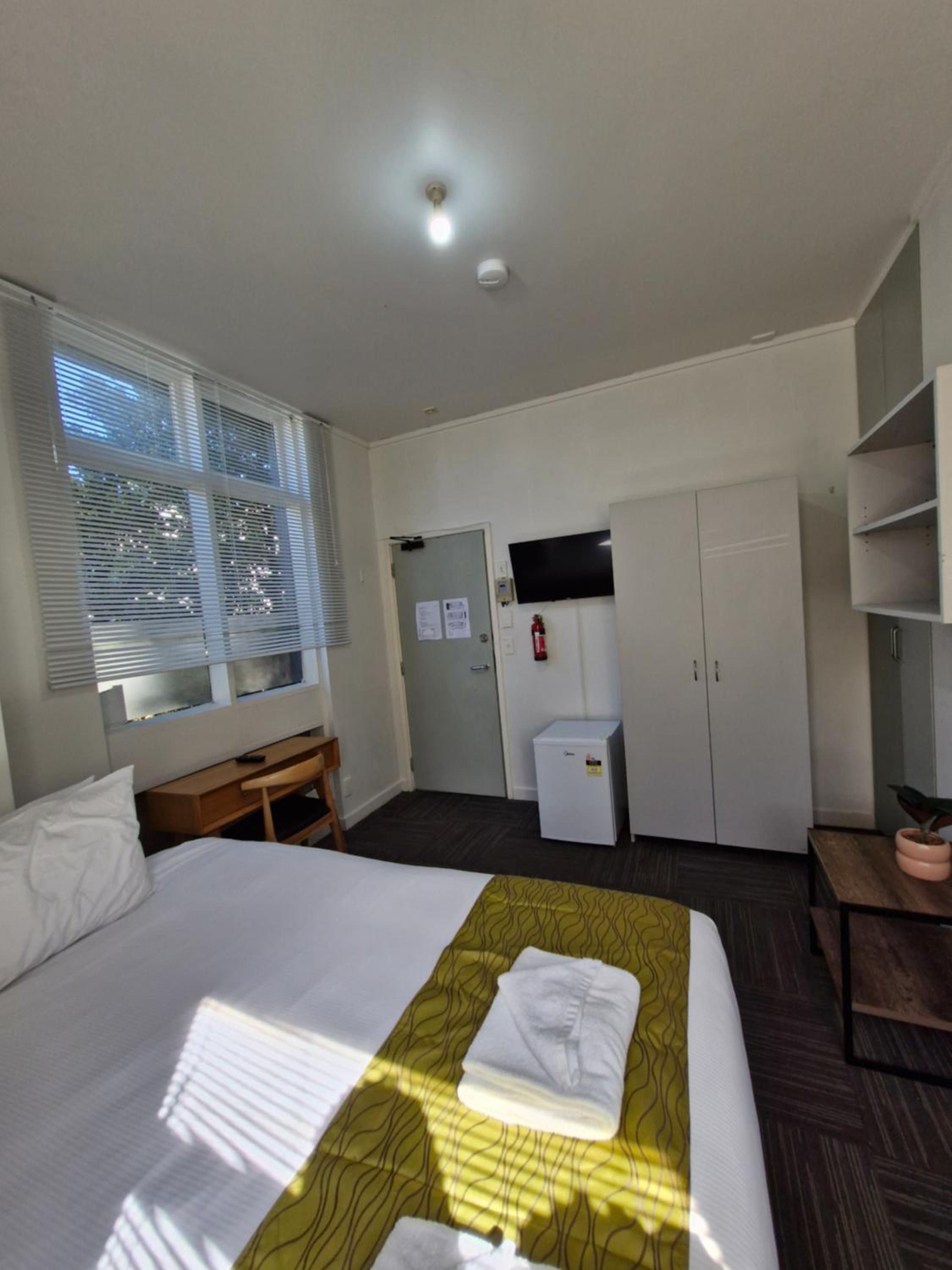 Double Room with Private Bathroom photo 2