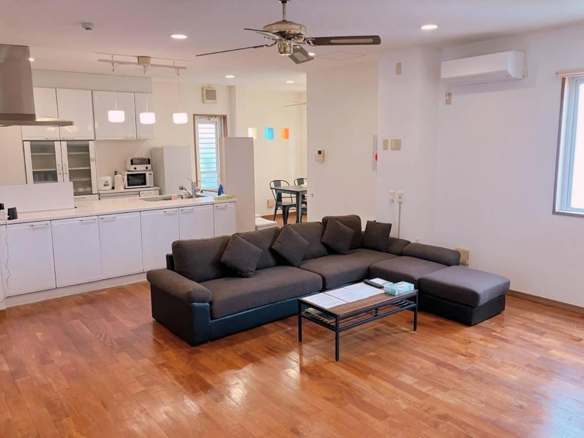 Two-Bedroom Apartment photo 2