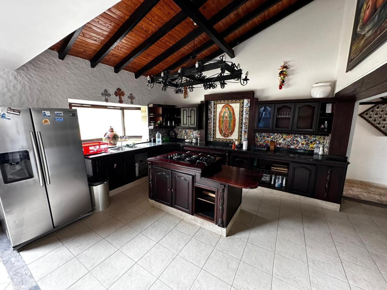 Villa photo 3