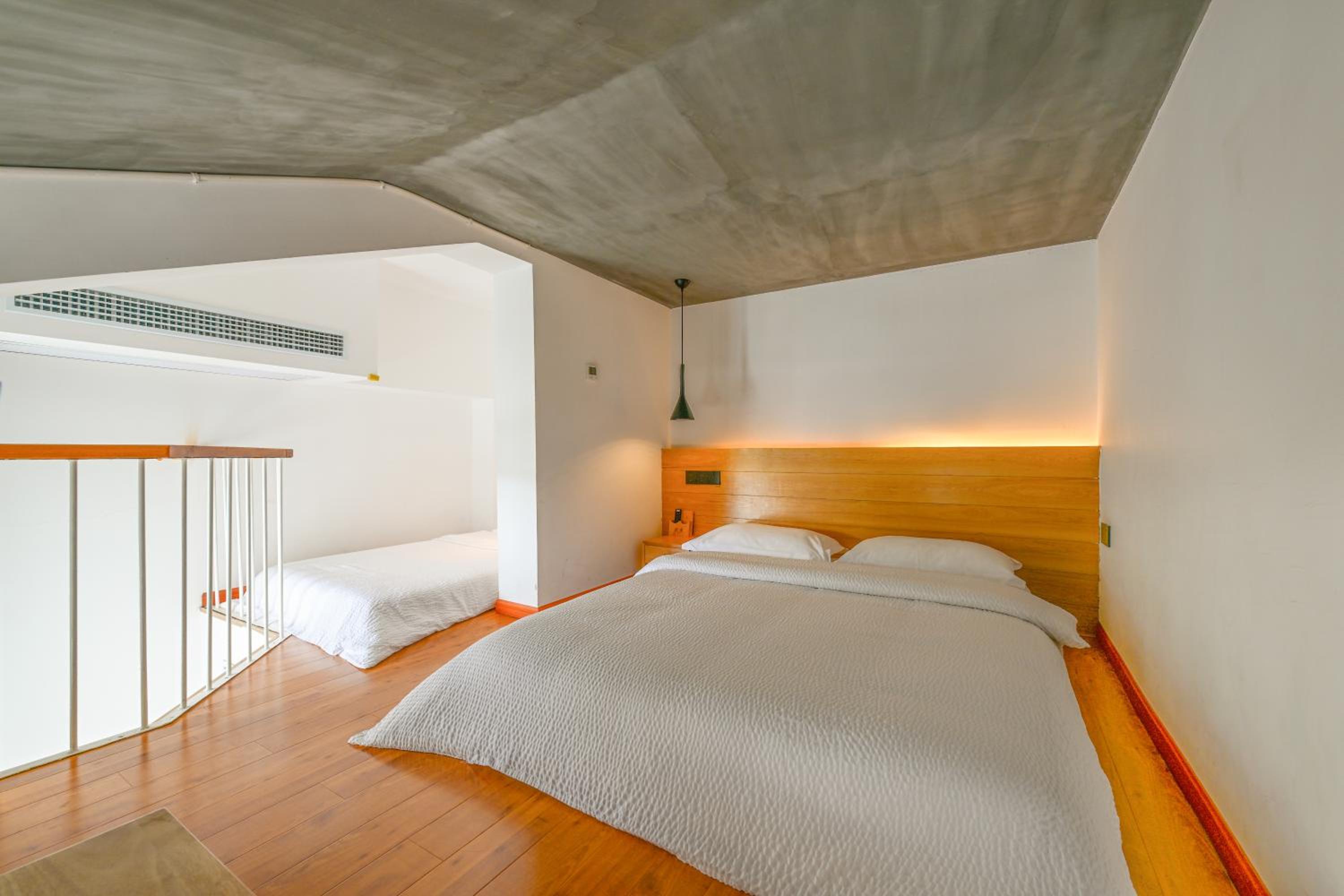 Twin Room with Private Bathroom