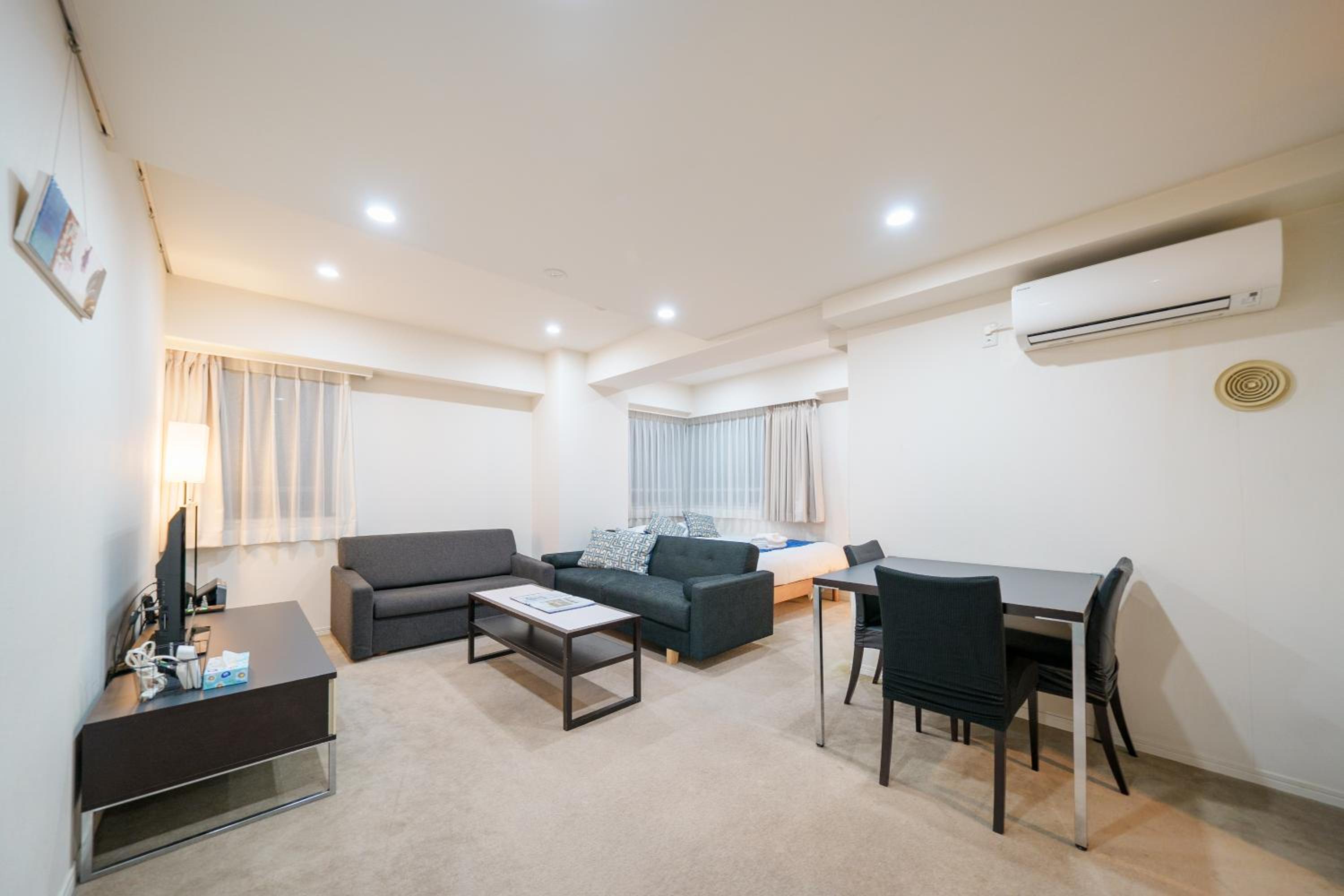 Apartment photo 3