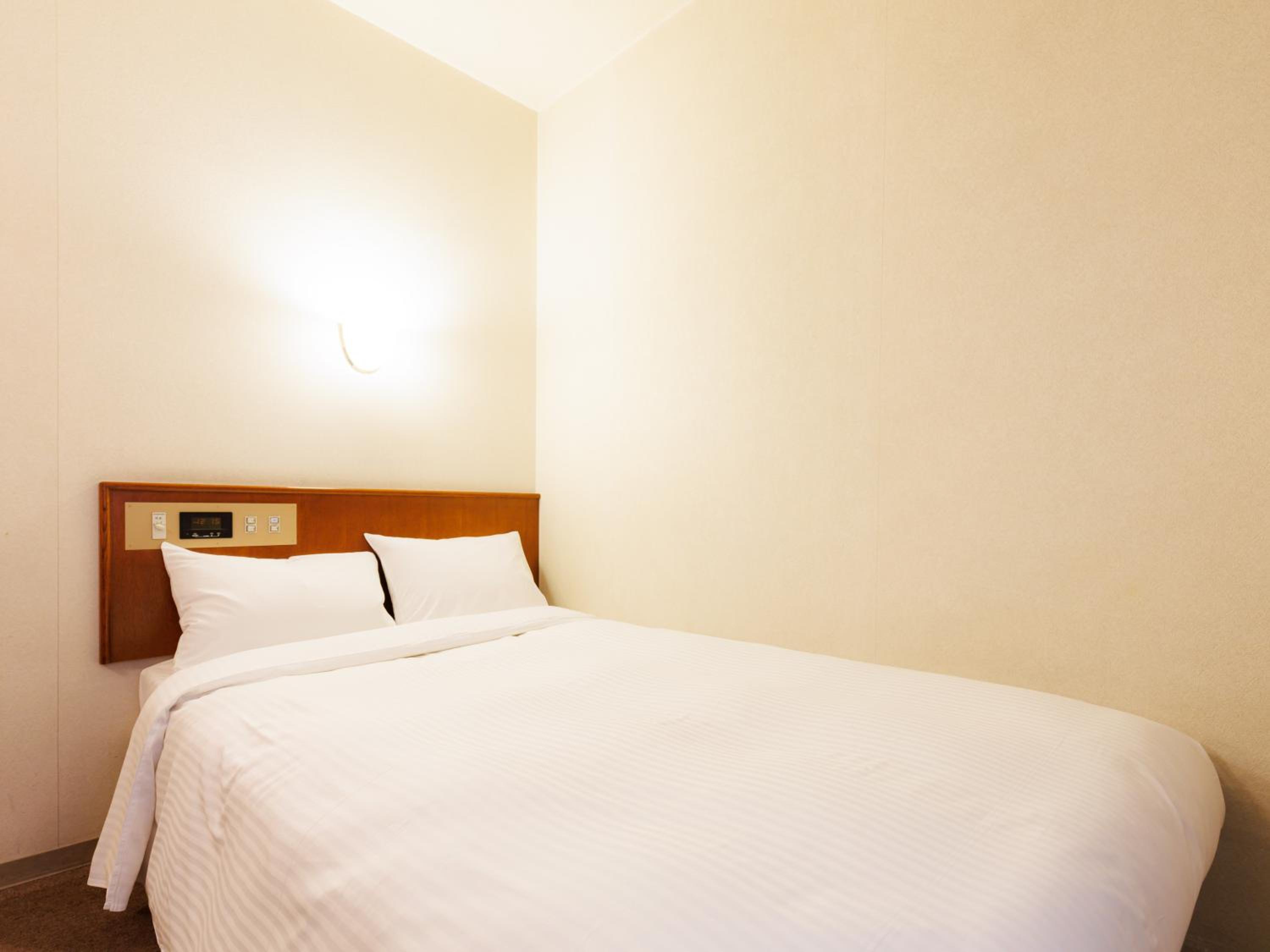 Small Double Room photo 1