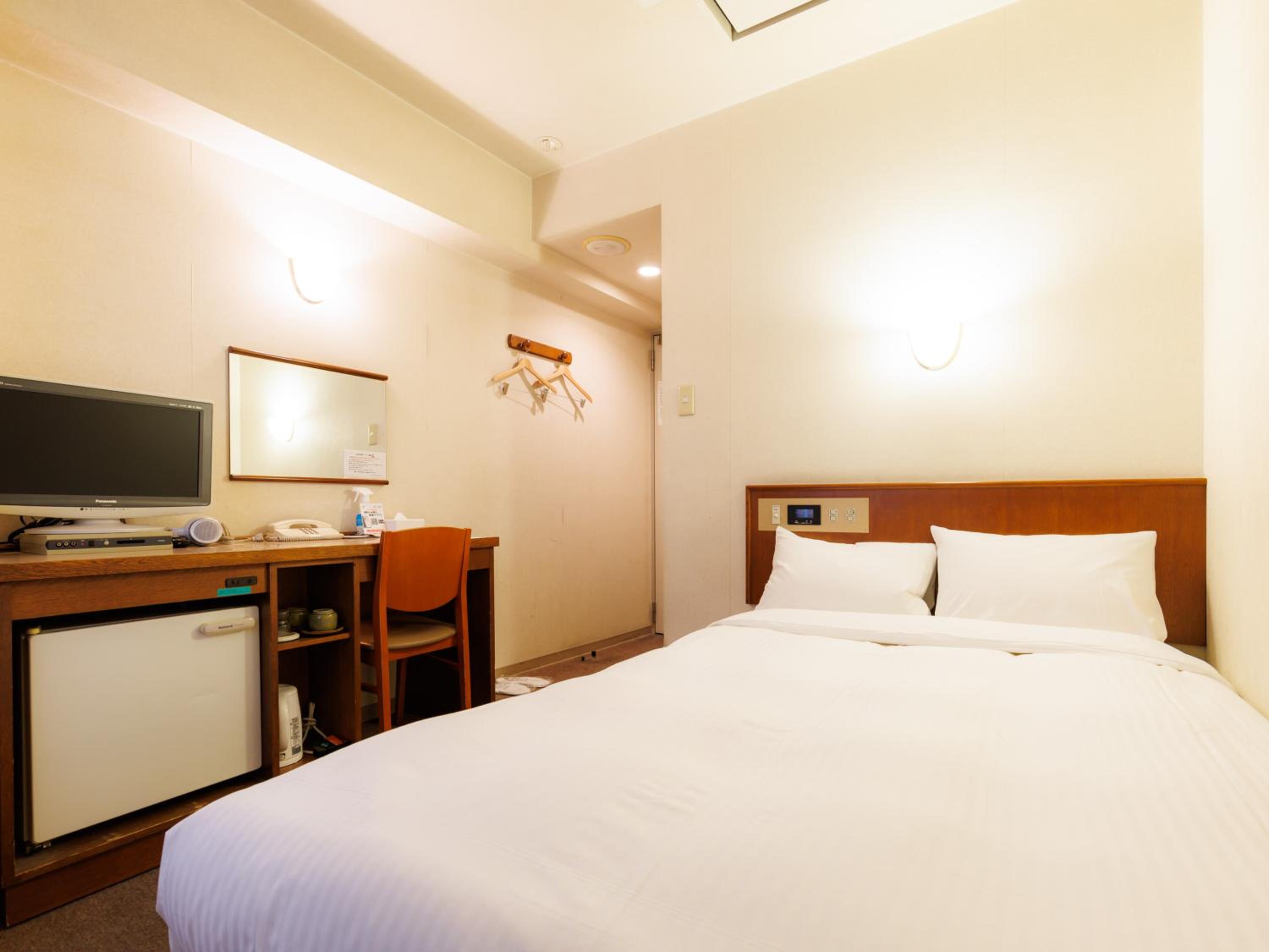 Small Double Room photo 1