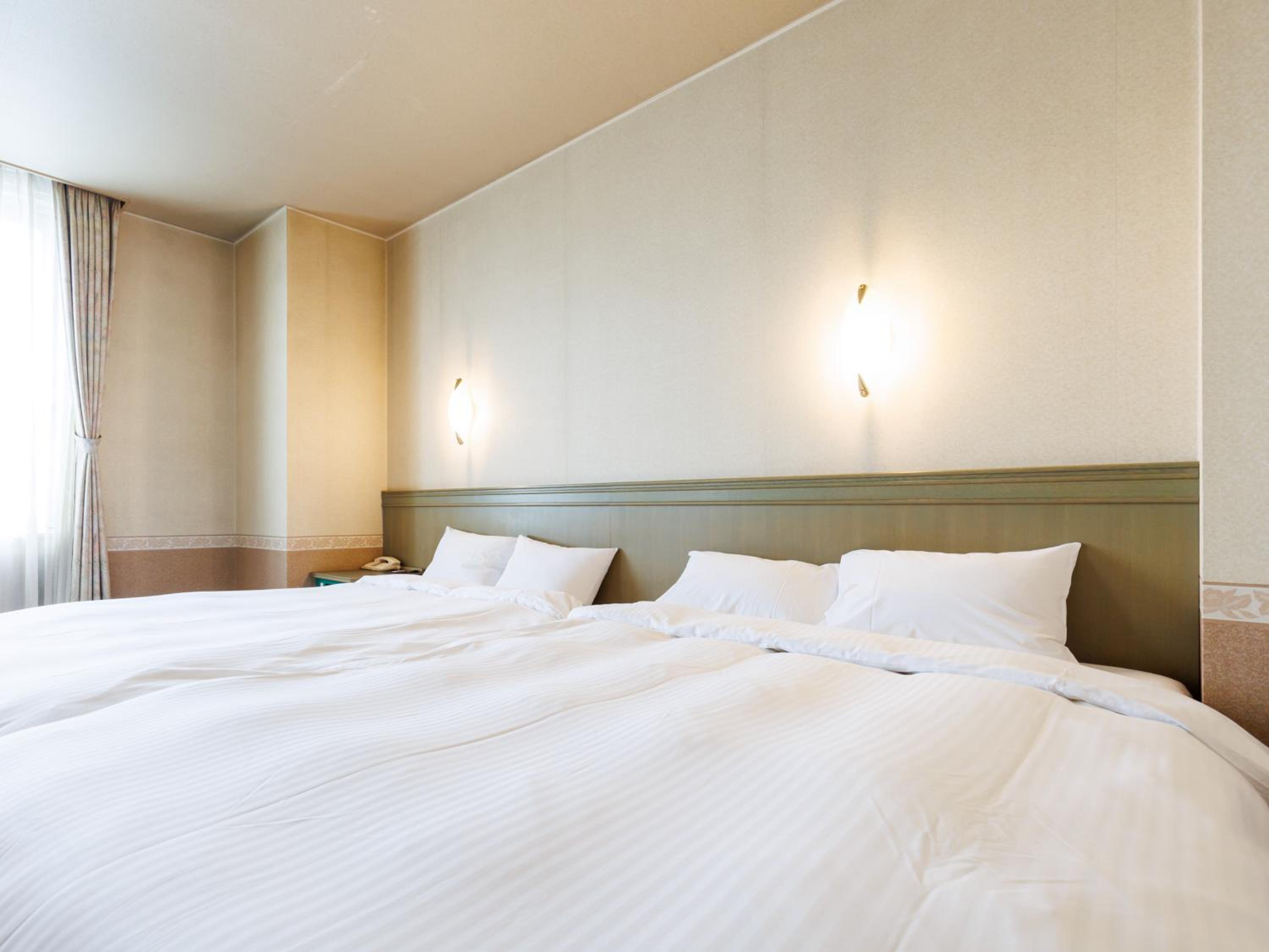 Superior Twin Room photo 2